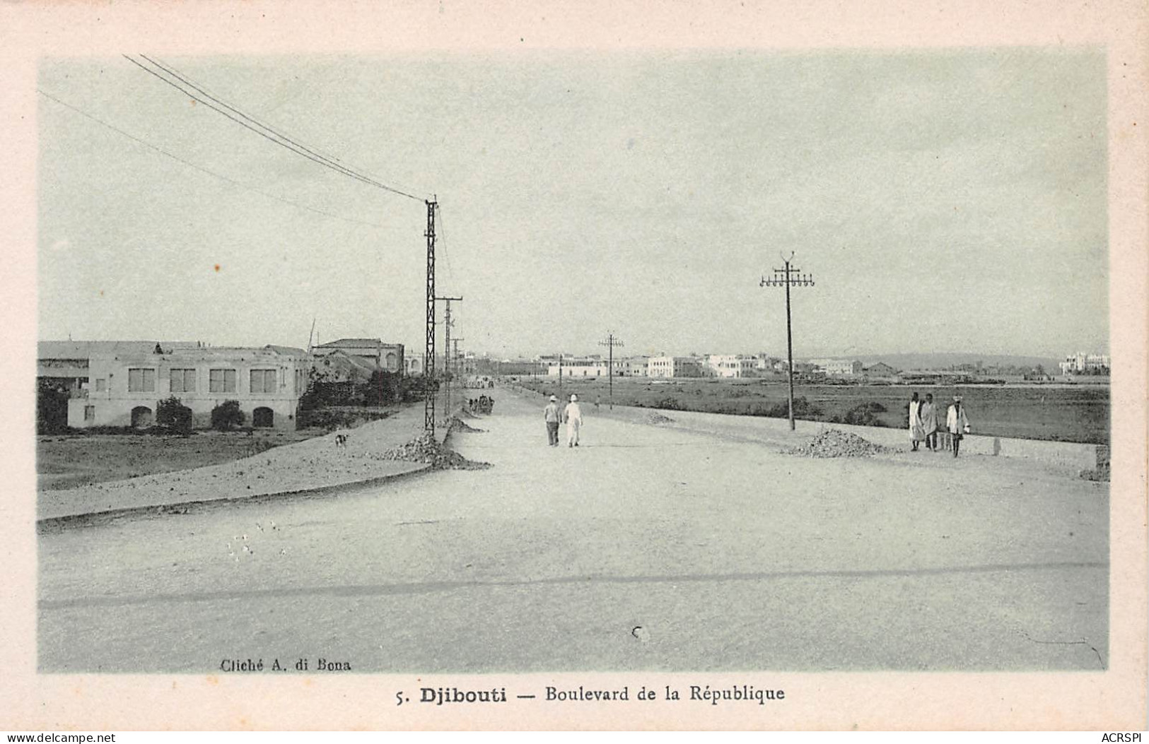 DJIBOUTI BOULEVARD DE LA REPUBLIQUE  Territoire Français Des Afars Et Des Issas (Scans R/V) N° 67 \ML4039 - Djibouti