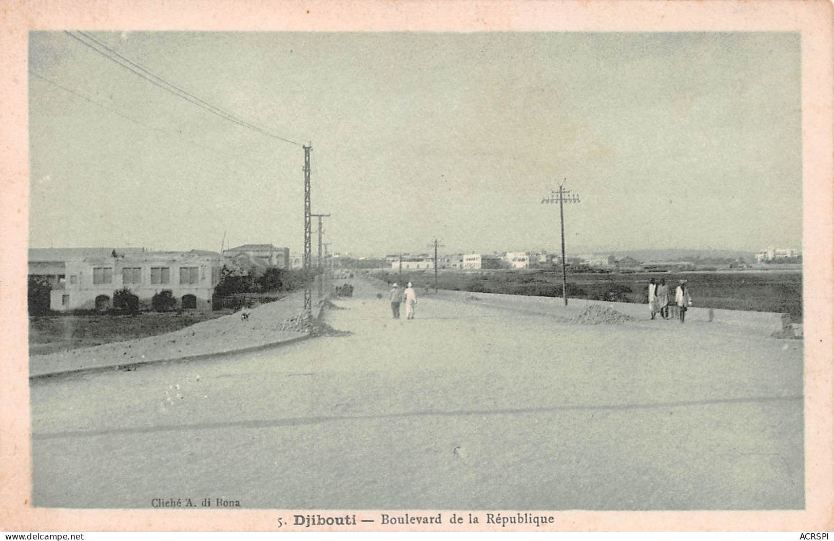 DJIBOUTI  Boulevard De La République  Territoire Français Des Afars Et Des Issas (Scans R/V) N° 70 \ML4039 - Djibouti