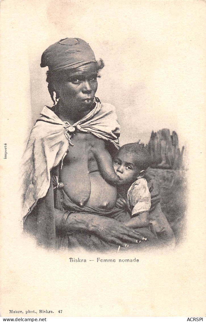 ALGERIE - BISKRA - Femme Nomade Allaitant Son Bébé - ( Seins Nus ) Carte Vierge Non Circulé (Scans R/V) N° 22 \ML4058 - Biskra