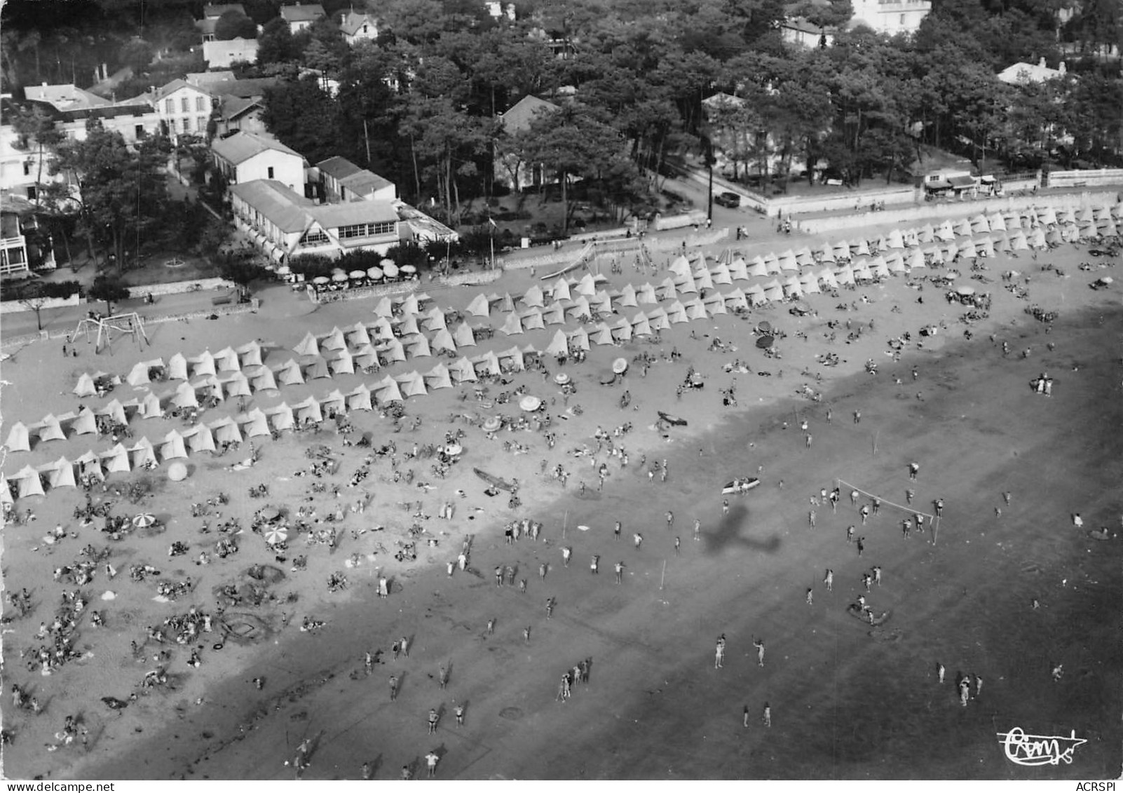 17 SAINT PALAIS SUR MER La Plage Vue Aérienne à L'heure Du Bain (Scans R/V) N° 37 \ML4062 - Saint-Palais-sur-Mer