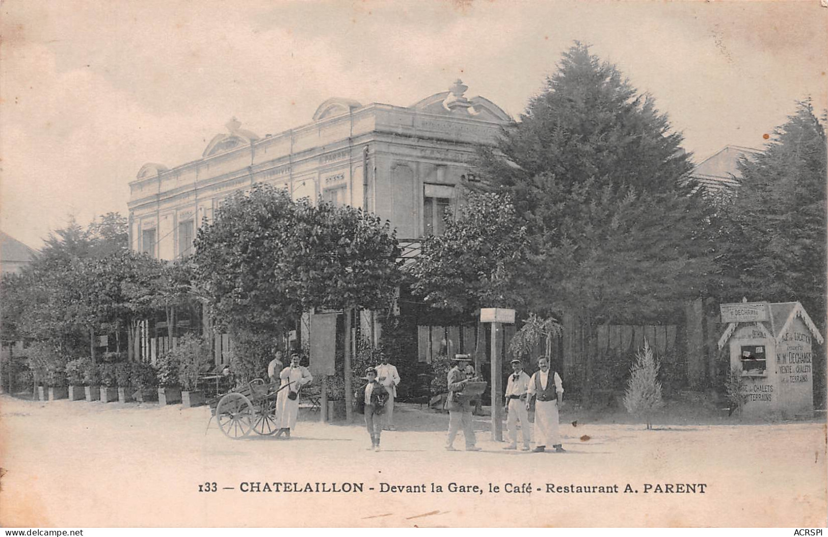 17  Châtelaillon-Plage  Café Restaurant A.PARENT Devant La GARE  (Scans R/V) N° 77 \ML4065 - Châtelaillon-Plage
