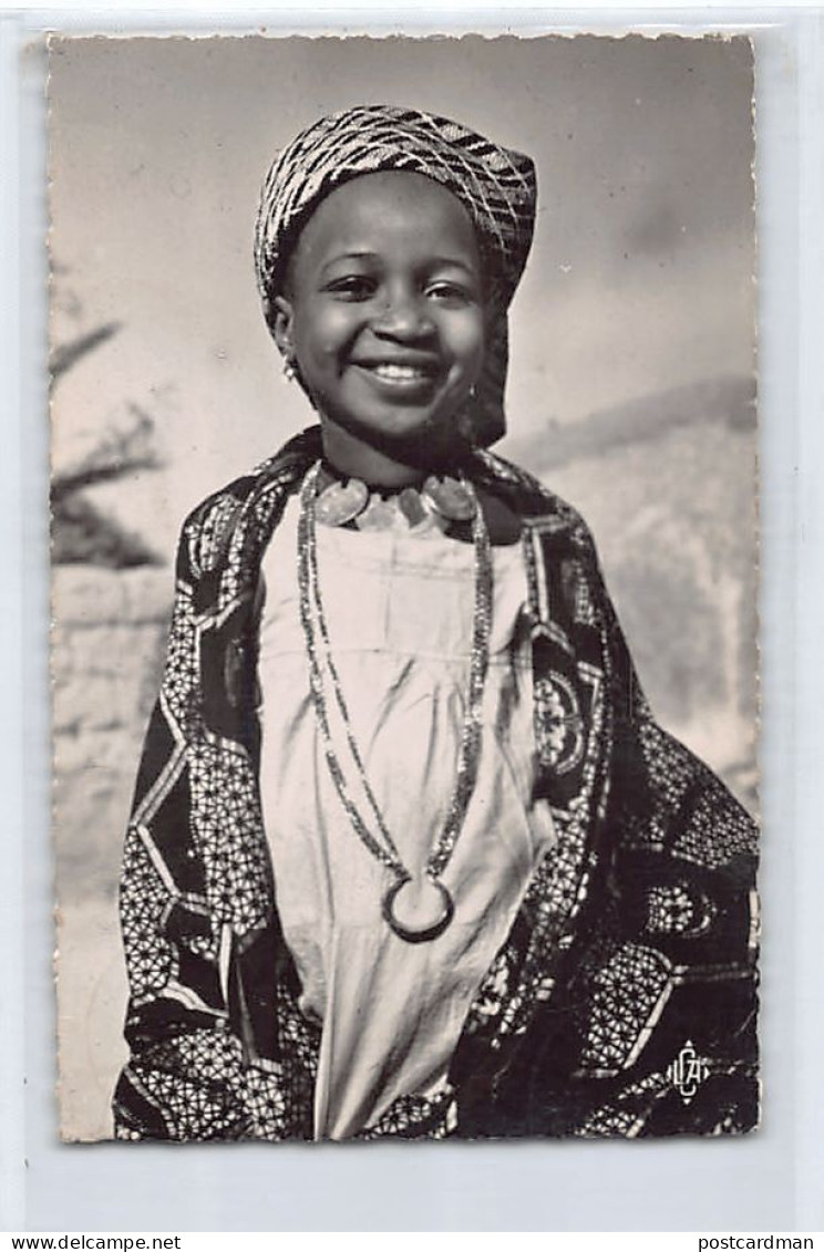 Tchad - La Petite Fille Du Sultan De Binder - Photo Robert Carmet - Ed. La Carte Africaine 12 - Ciad