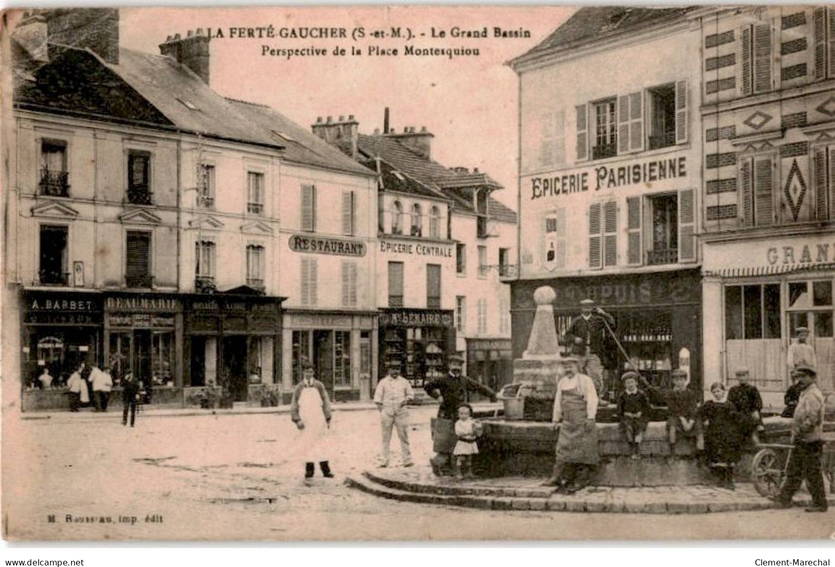 LA FERTE GAUCHER: Le Grand Bassin Perspective De La Place Montesquieu - état - La Ferte Gaucher