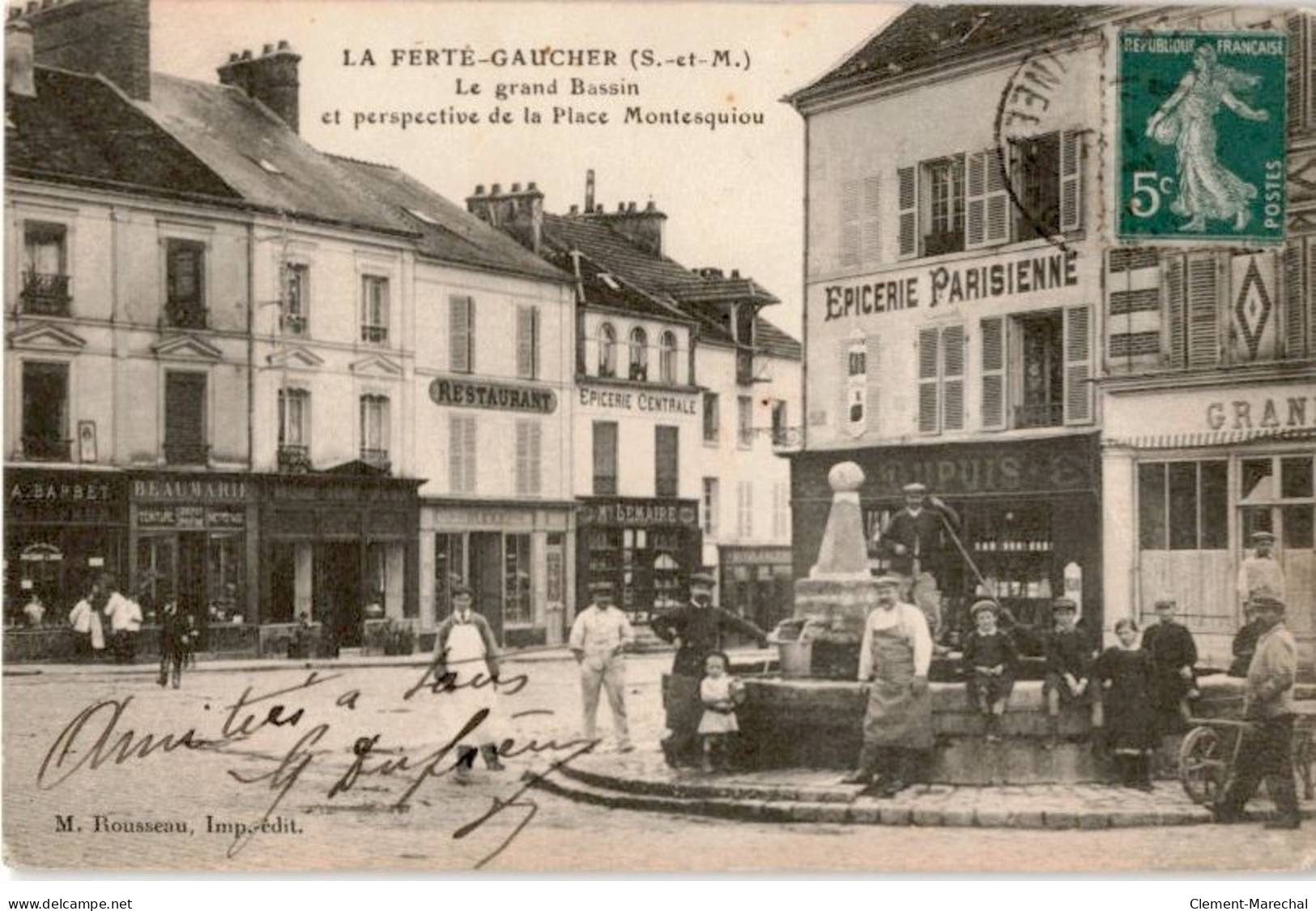 LA FERTE GAUCHER: Le Grand Bassin Et Perspective De La Place Montesquieu - Très Bon état - La Ferte Gaucher