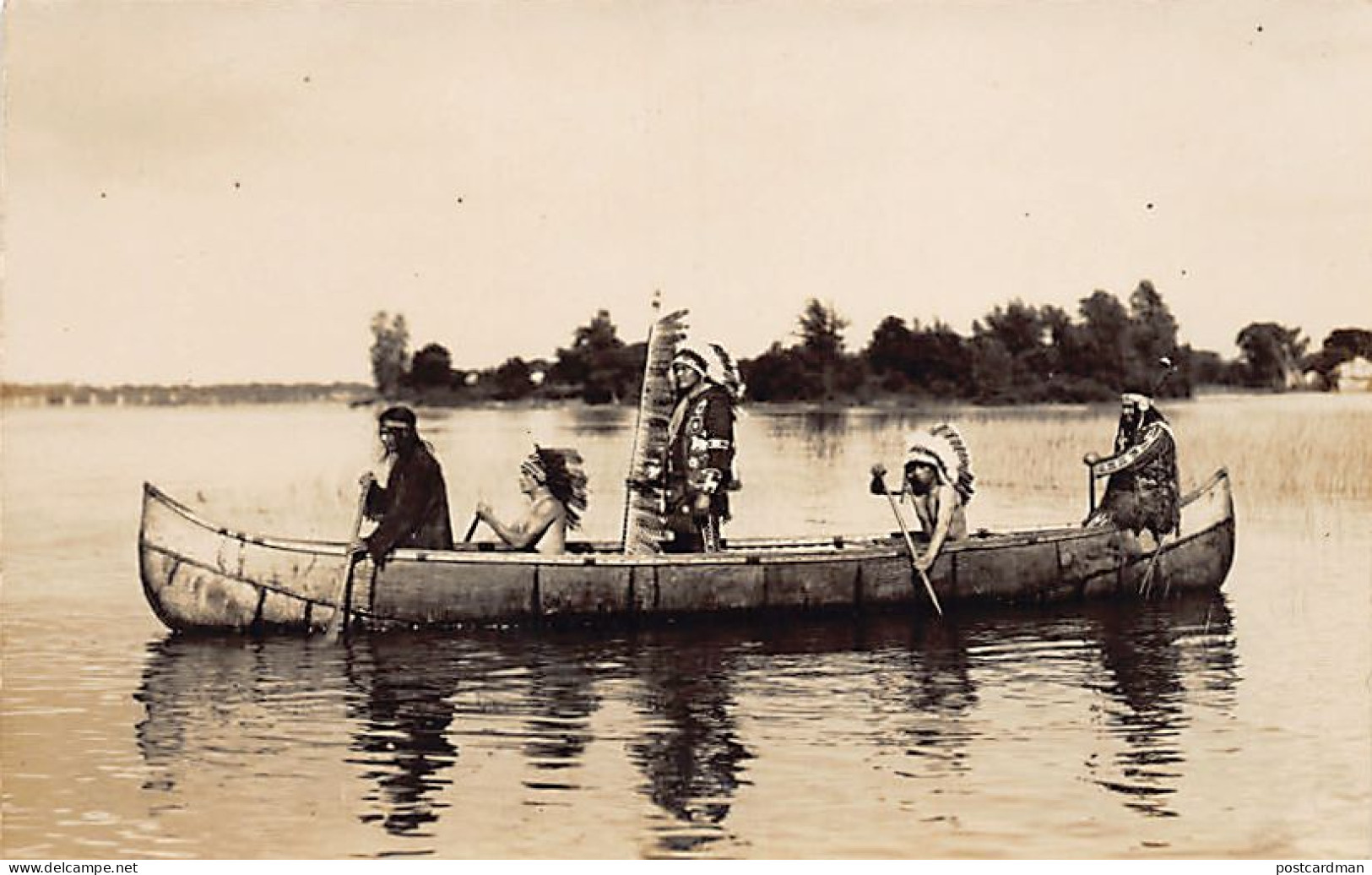 Canada - Caughnawaga Indians In Birch Bark Canoe (QC) Real-Photo - Publ. Unknown  - Autres & Non Classés