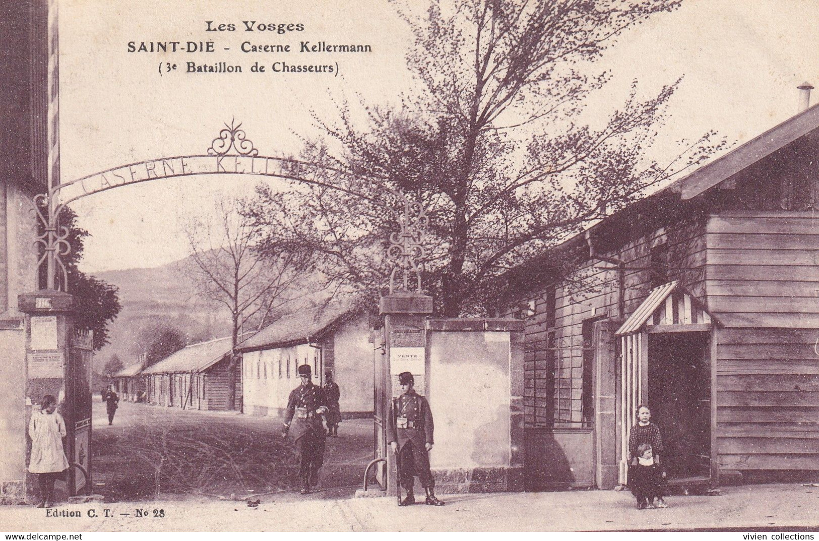 Saint Dié (88 Vosges) Caserne Kellermann 3eme Bataillon De Chasseurs - édit. CT Circulée 1913 - Saint Die