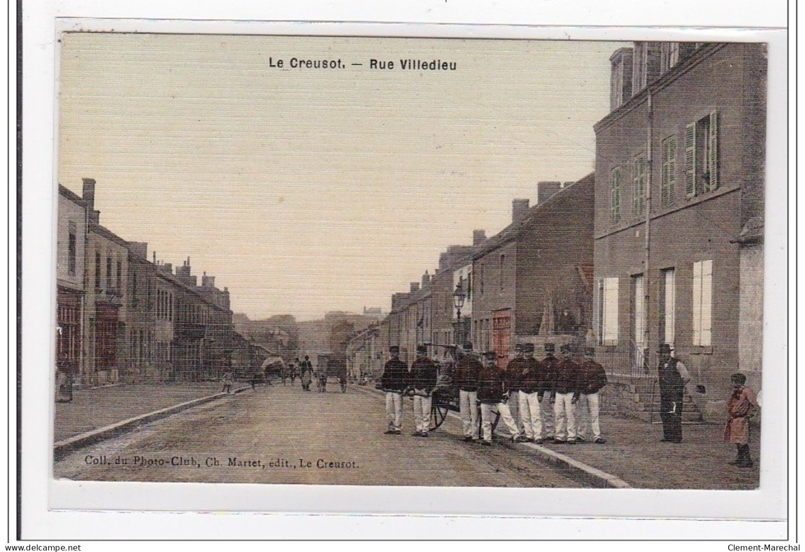 LE CREUSOT : Rue Villedieu (toillée) (militaires) - Tres Bon Etat - Le Creusot