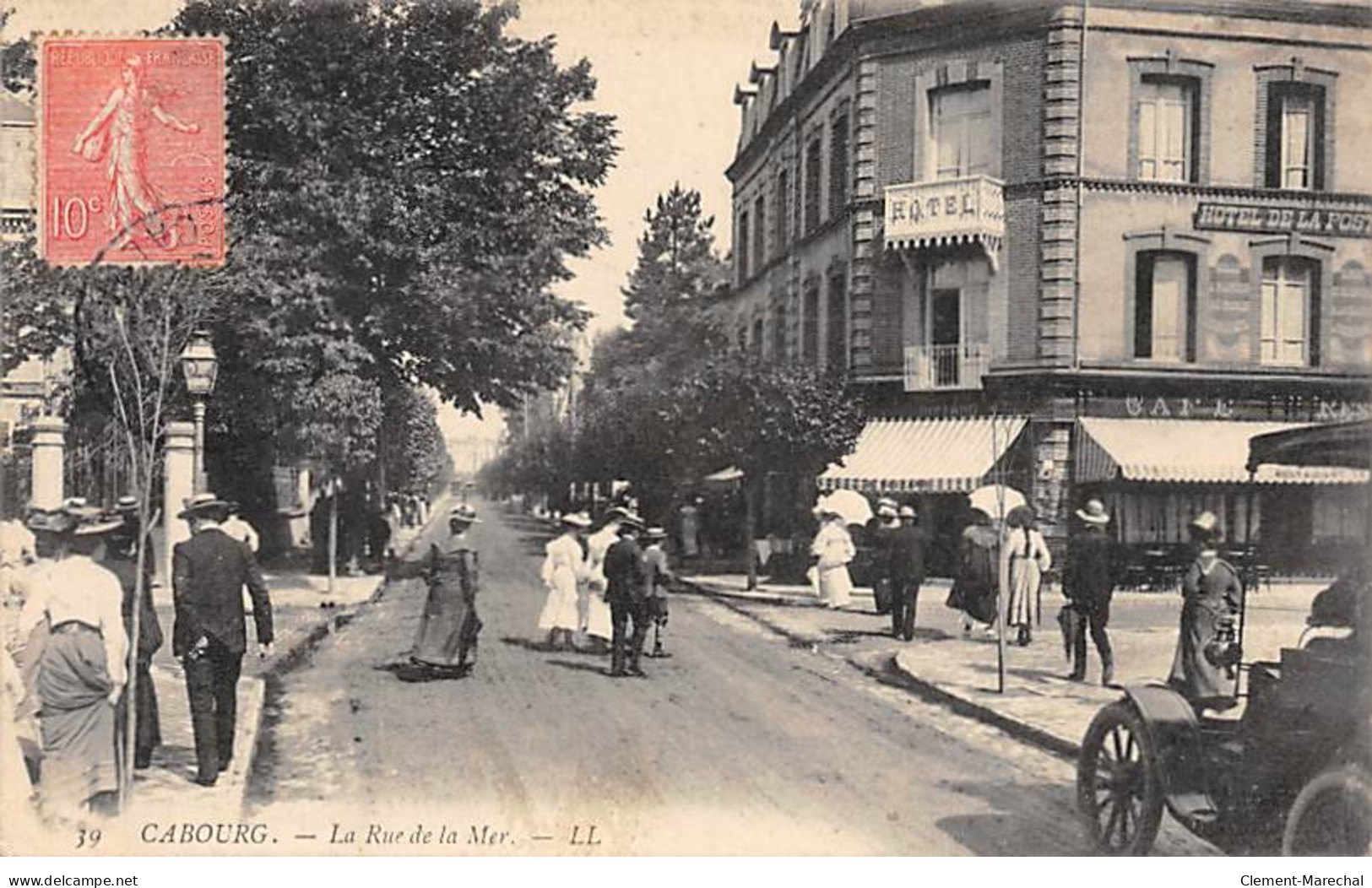 CABOURG - La Rue De La MEr - Très Bon état - Cabourg