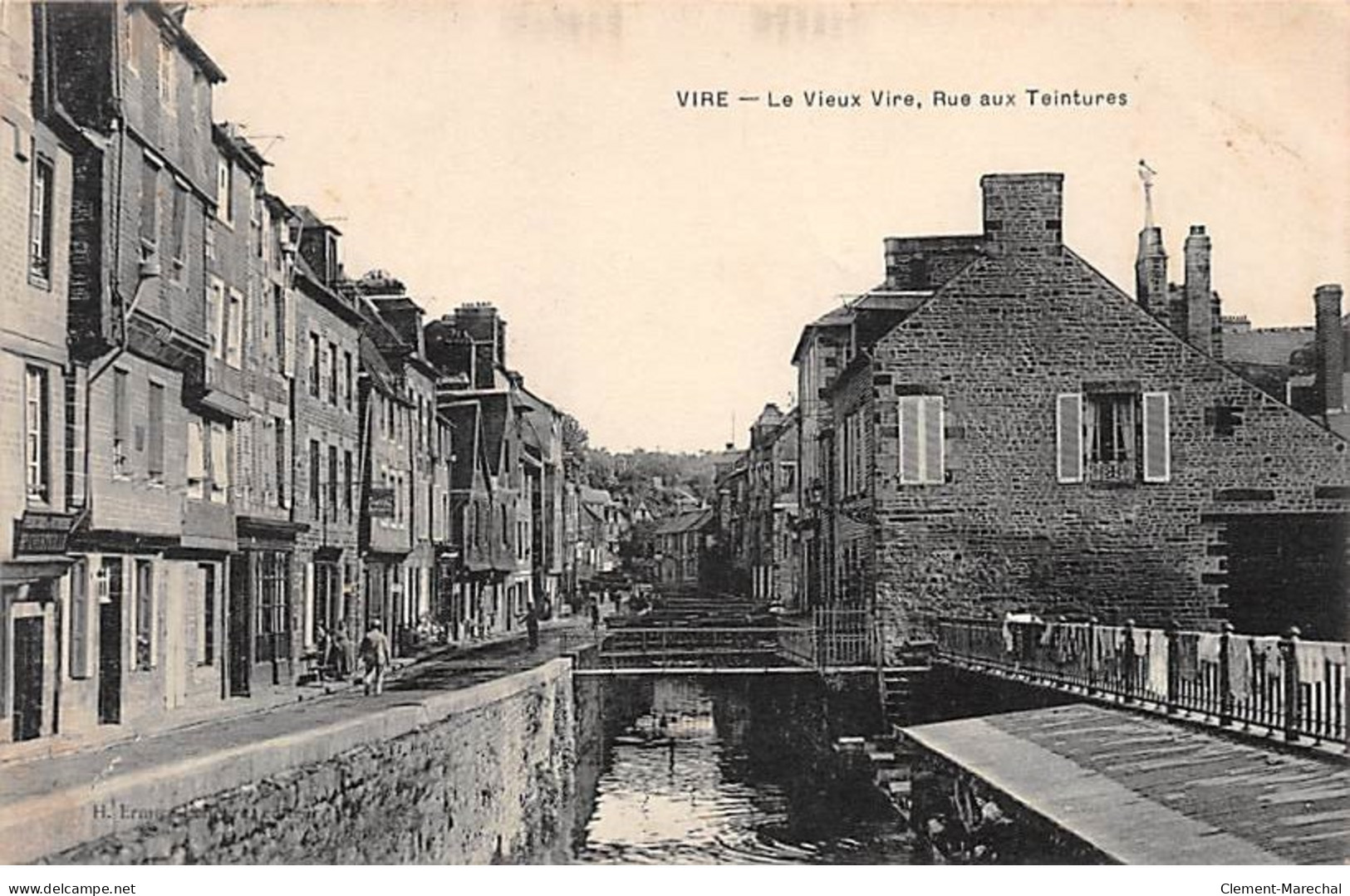 VIRE - Le Vieux Vire, Rue Aux Teintures - Très Bon état - Vire