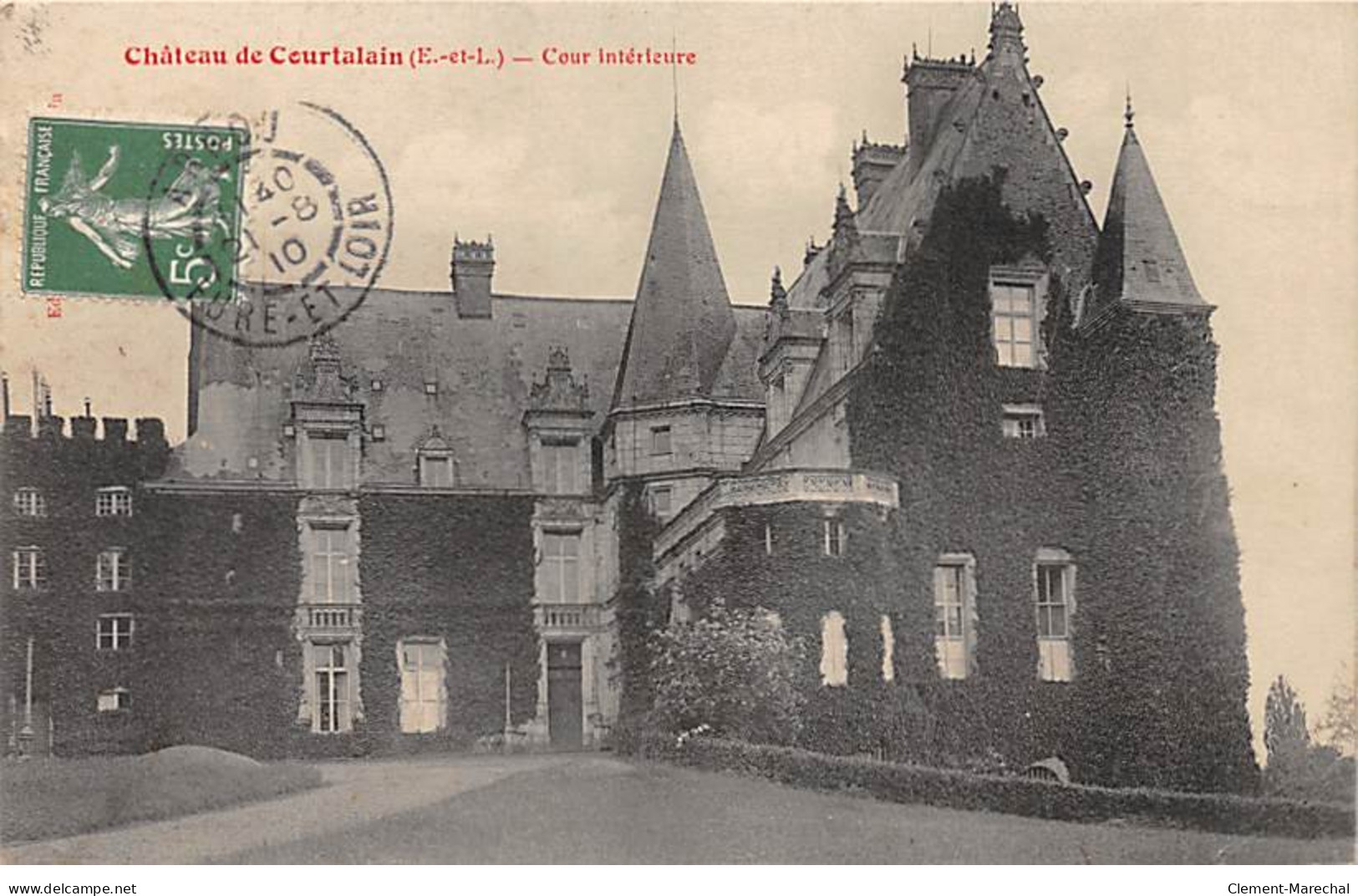 Château De COURTALAIN - Cour Intérieure - Très Bon état - Courtalain