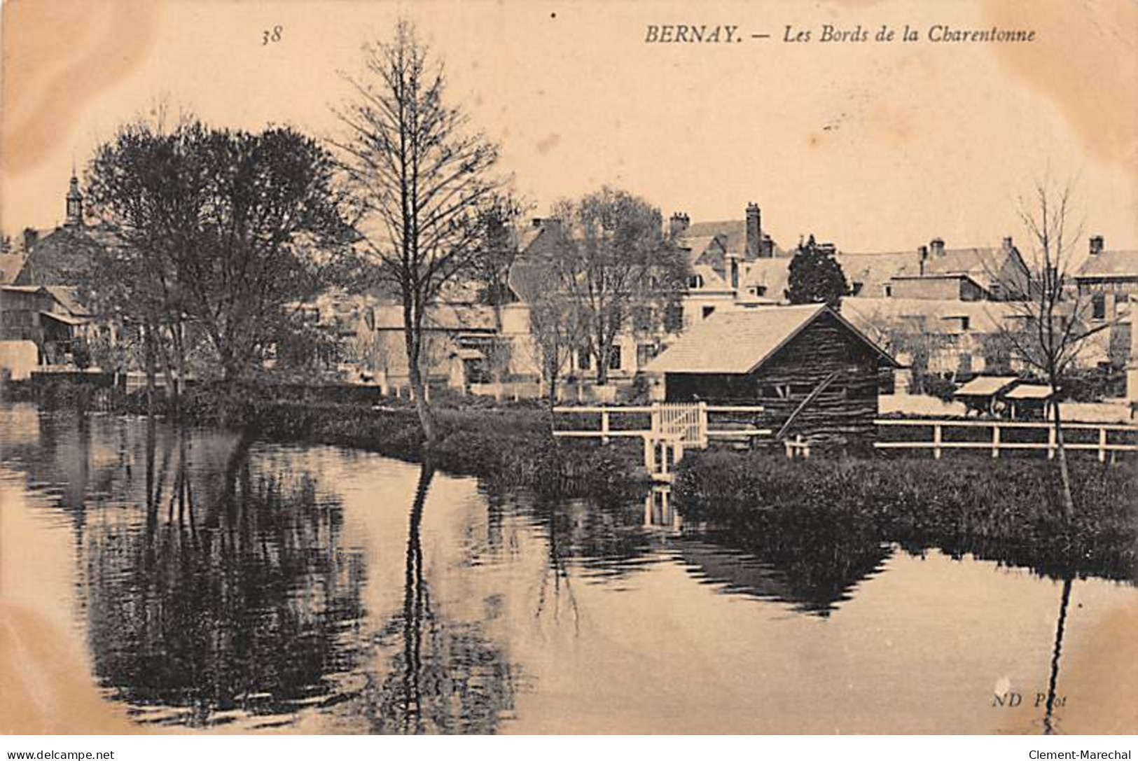 BERNAY - Les Bords De La Charentonne - Très Bon état - Bernay