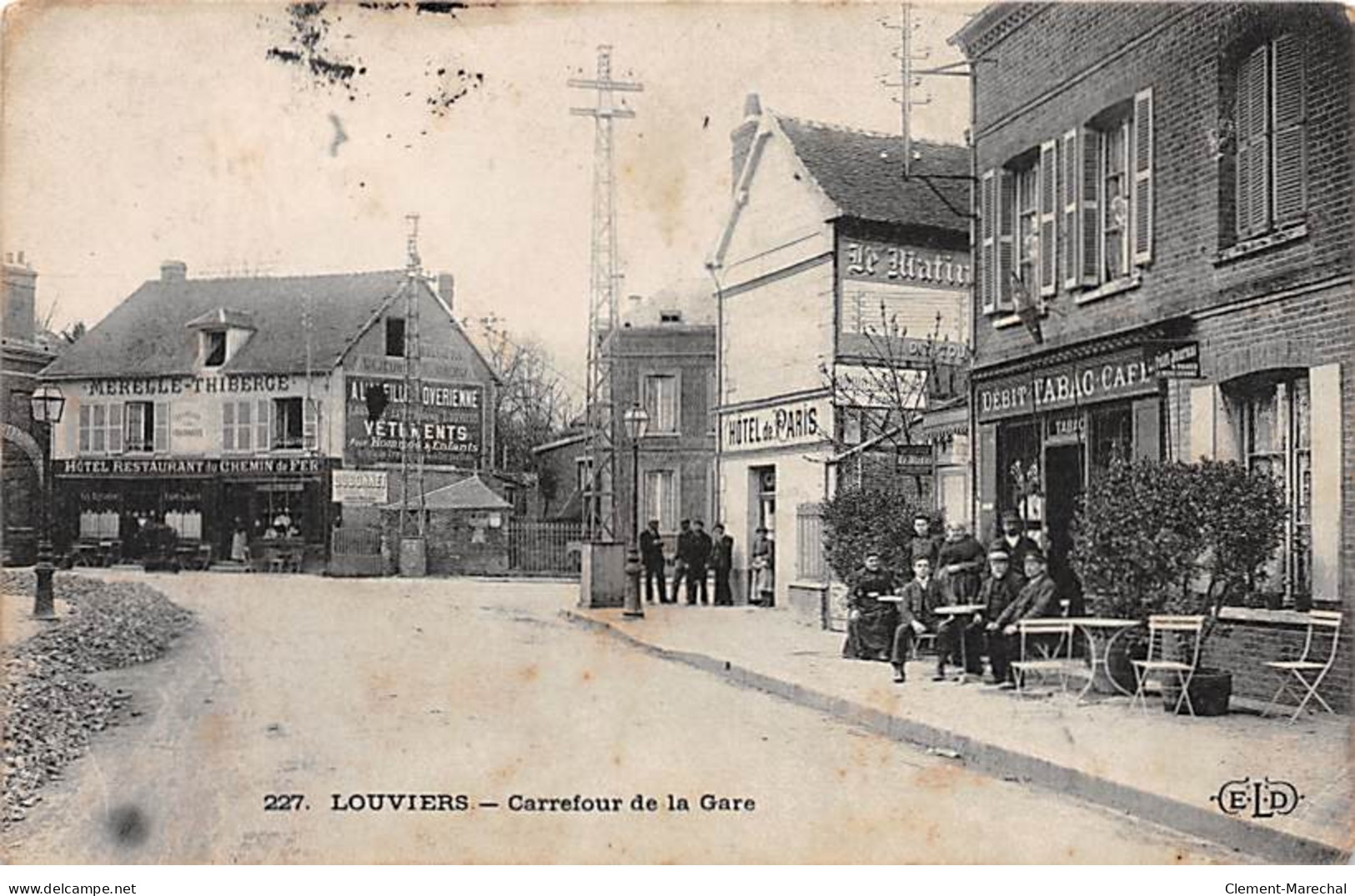 LOUVIERS - Carrefour De La Gare - Très Bon état - Louviers