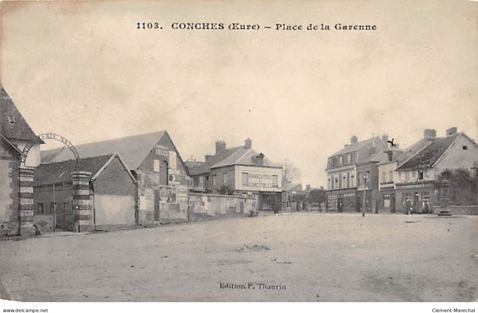 CONCHES - Place De La Garenne - Très Bon état - Conches-en-Ouche