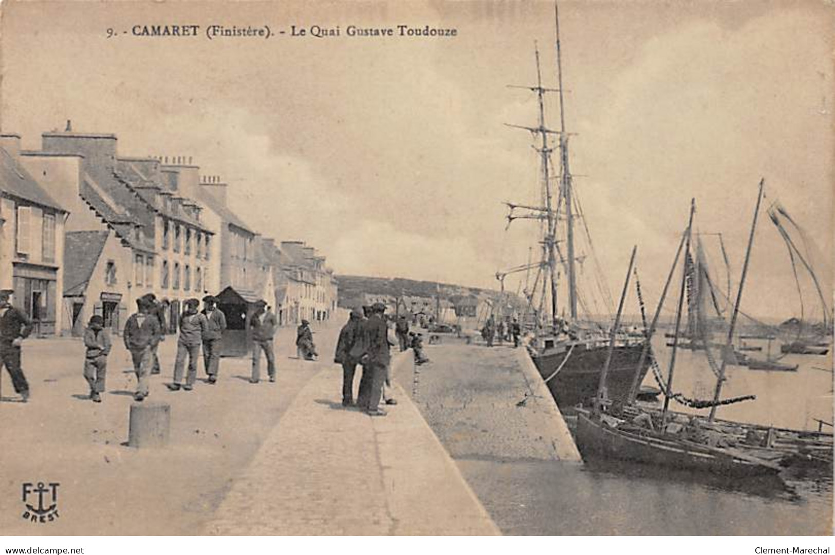 CAMARET - Le Quai Gustave Toudouze - Très Bon état - Camaret-sur-Mer