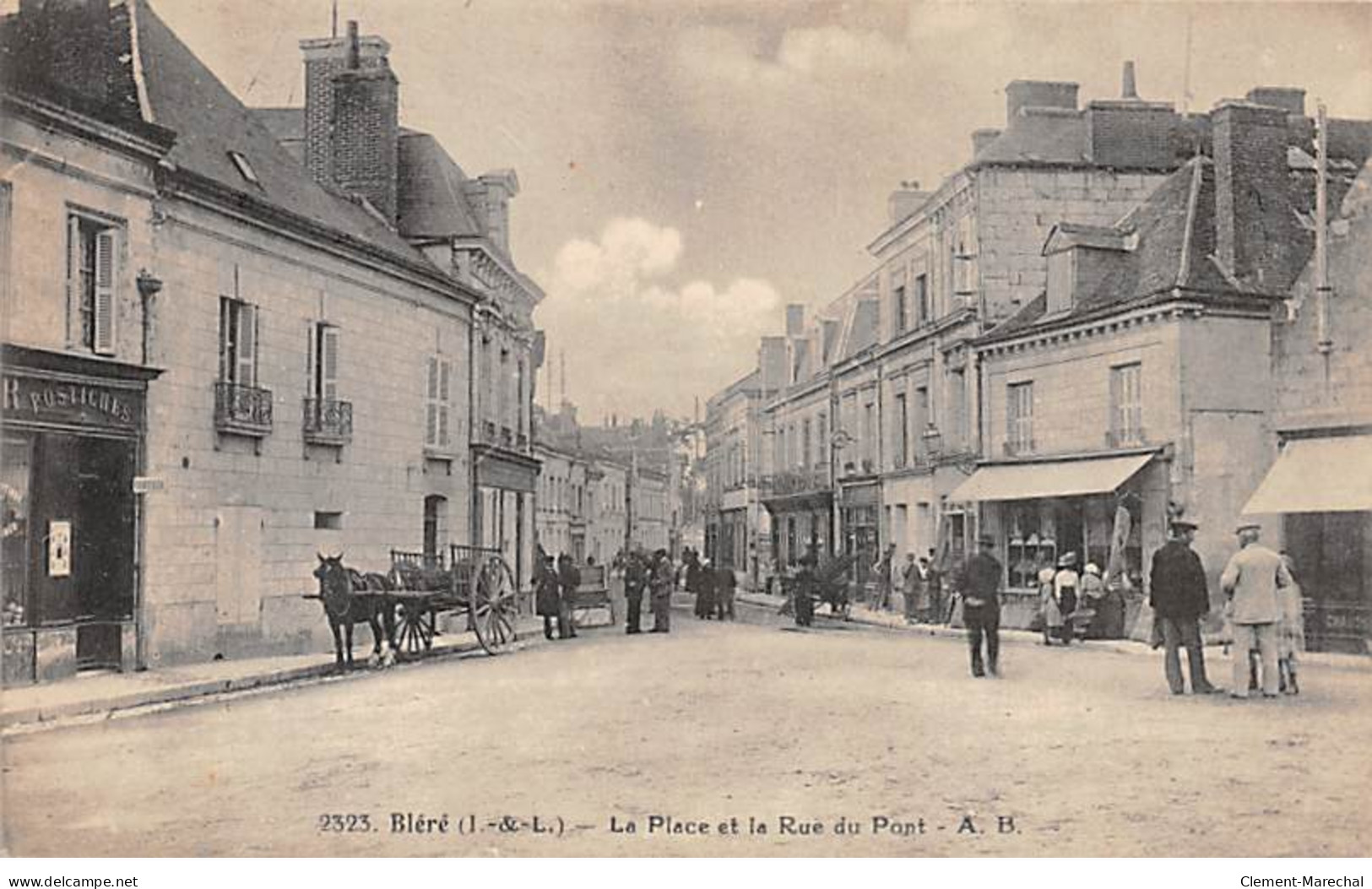 BLERE - La Place Et La Rue Du Pont - Très Bon état - Bléré