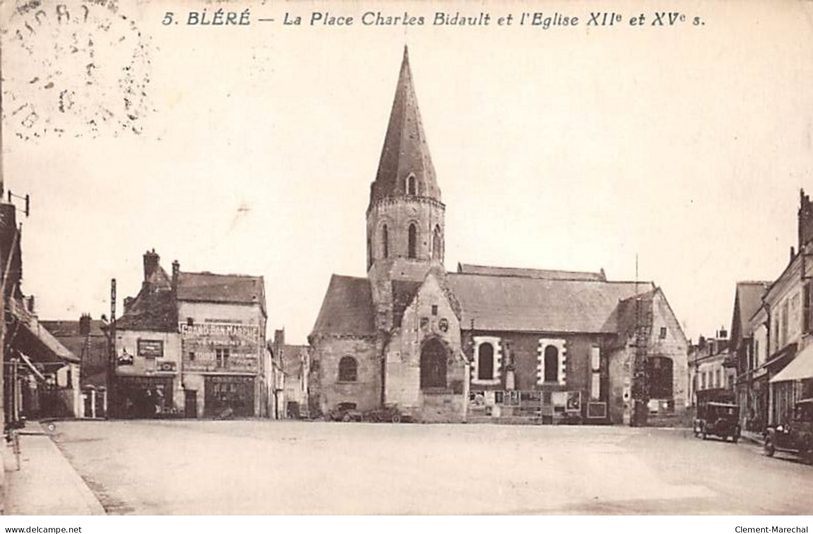 BLERE - La Place Charles Bidault Et L'Eglise - Très Bon état - Bléré