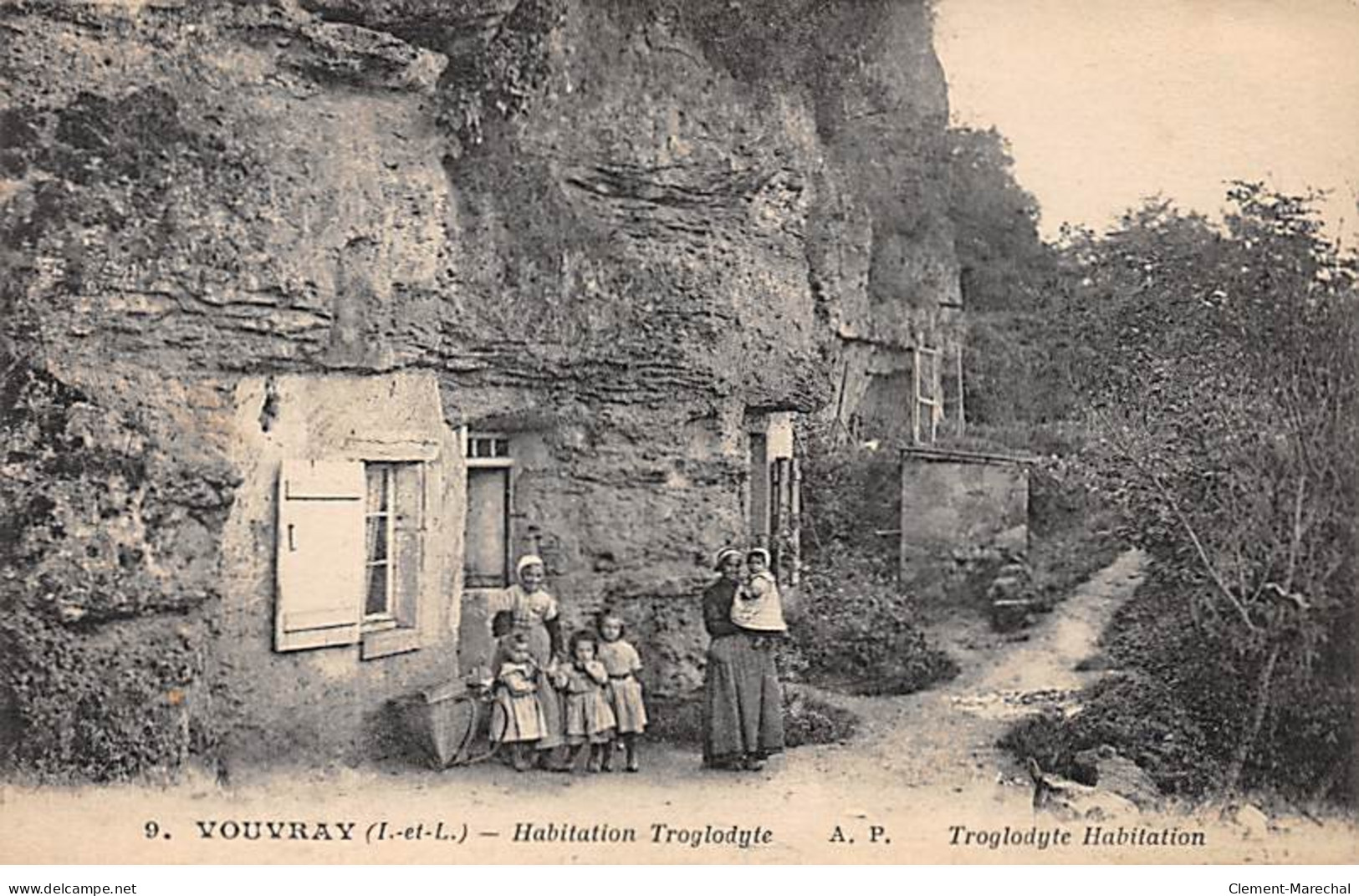 VOUVRAY - Habitation Troglodyte - Très Bon état - Vouvray