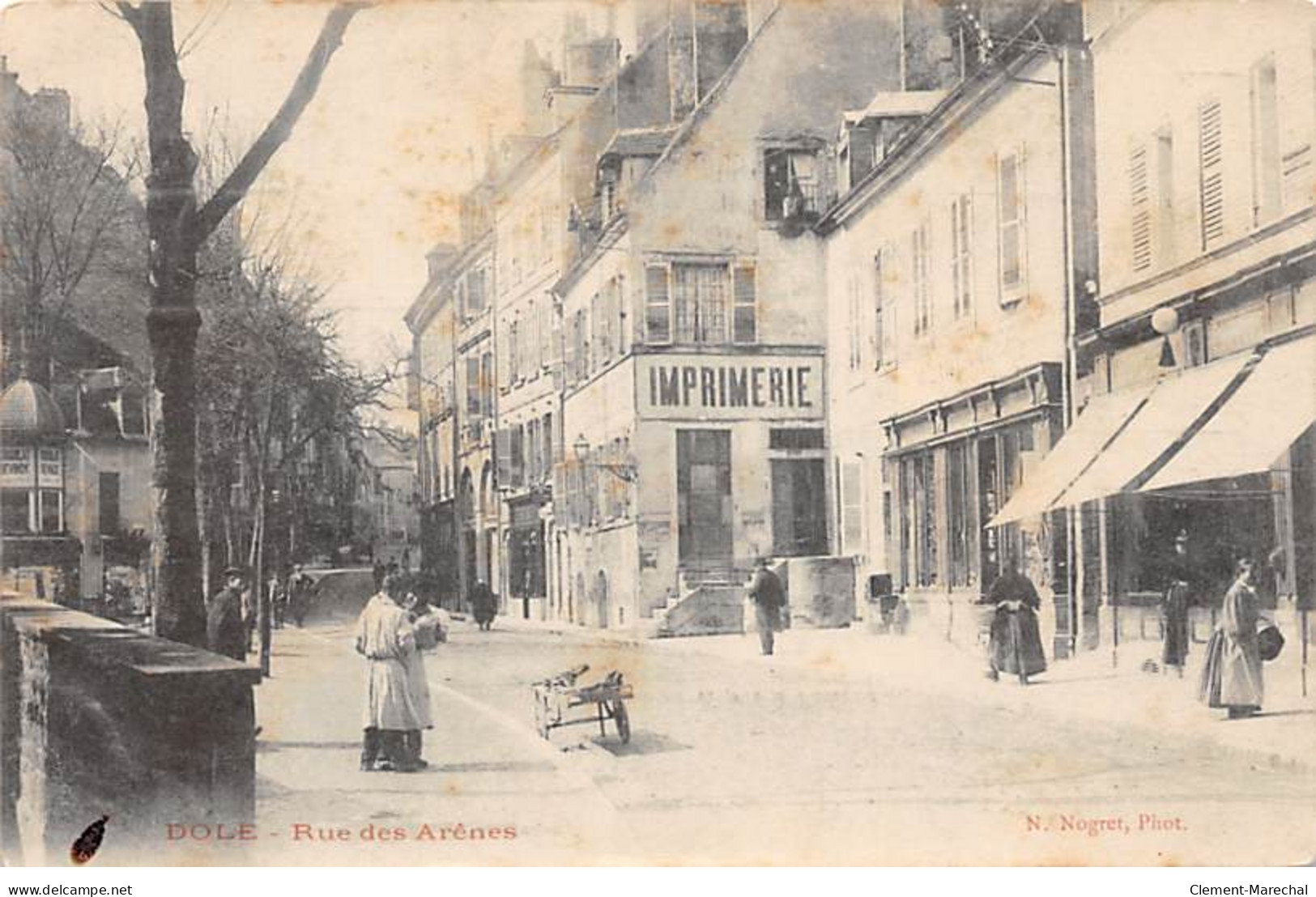 DOLE - Rue Des Arênes - Très Bon état - Dole