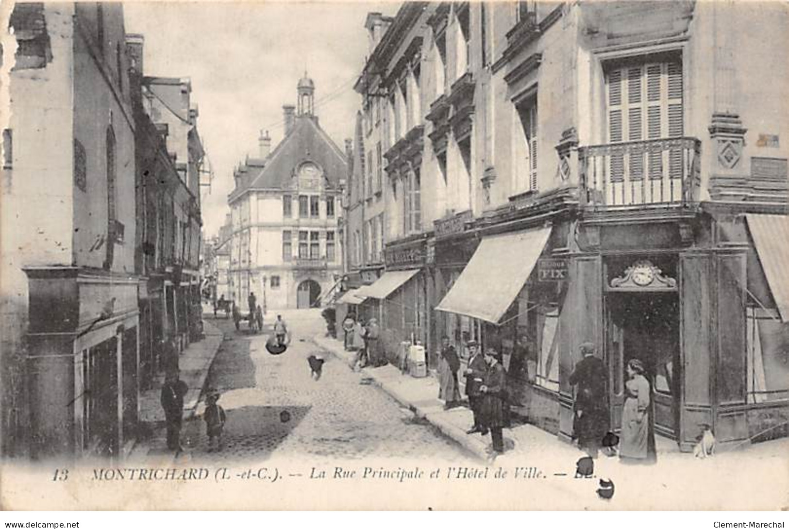 MONTRICHARD - La Rue Principale Et L'Hôtel De Ville - Très Bon état - Montrichard