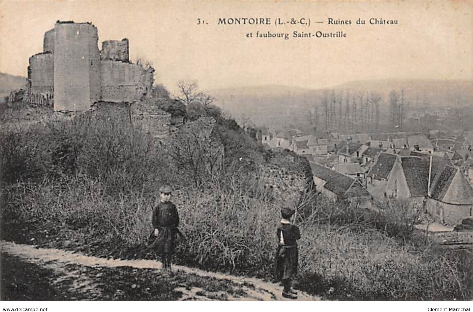 MONTOIRE - Ruines Du Château Et Faubourg Saint Oustrille - Très Bon état - Montoire-sur-le-Loir