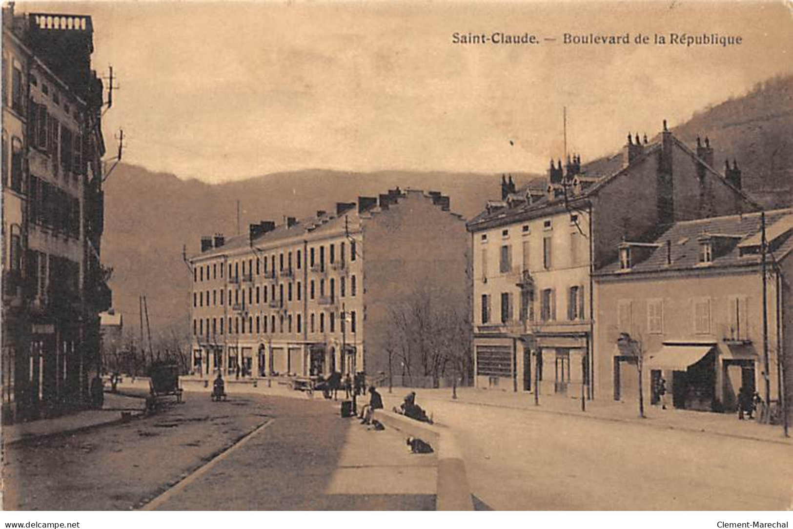 SAINT CLAUDE - Boulevard De La République - Très Bon état - Saint Claude