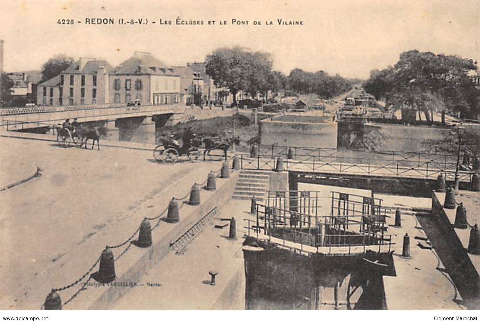 REDON - Les Ecluses Et Le Pont De La Vilaine - Très Bon état - Redon