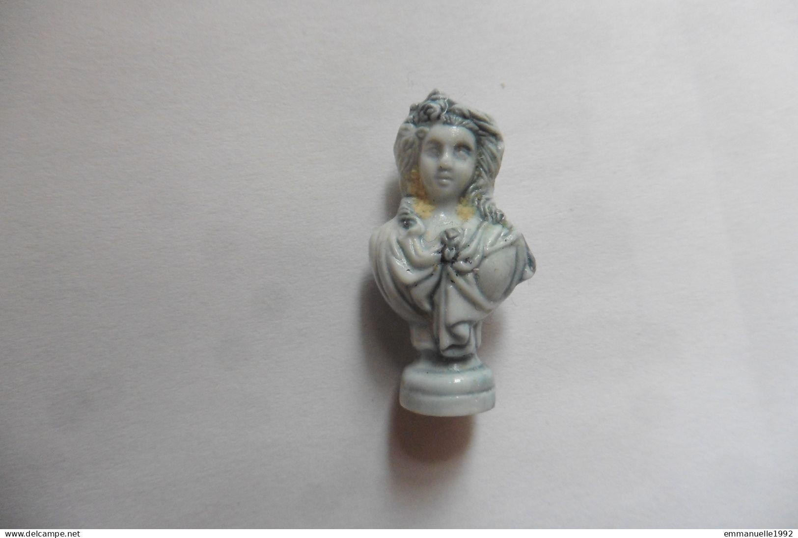 Fève Porcelaine Histoire Buste 18e Statue De La Reine Marie-Antoinette - Rare ! - History