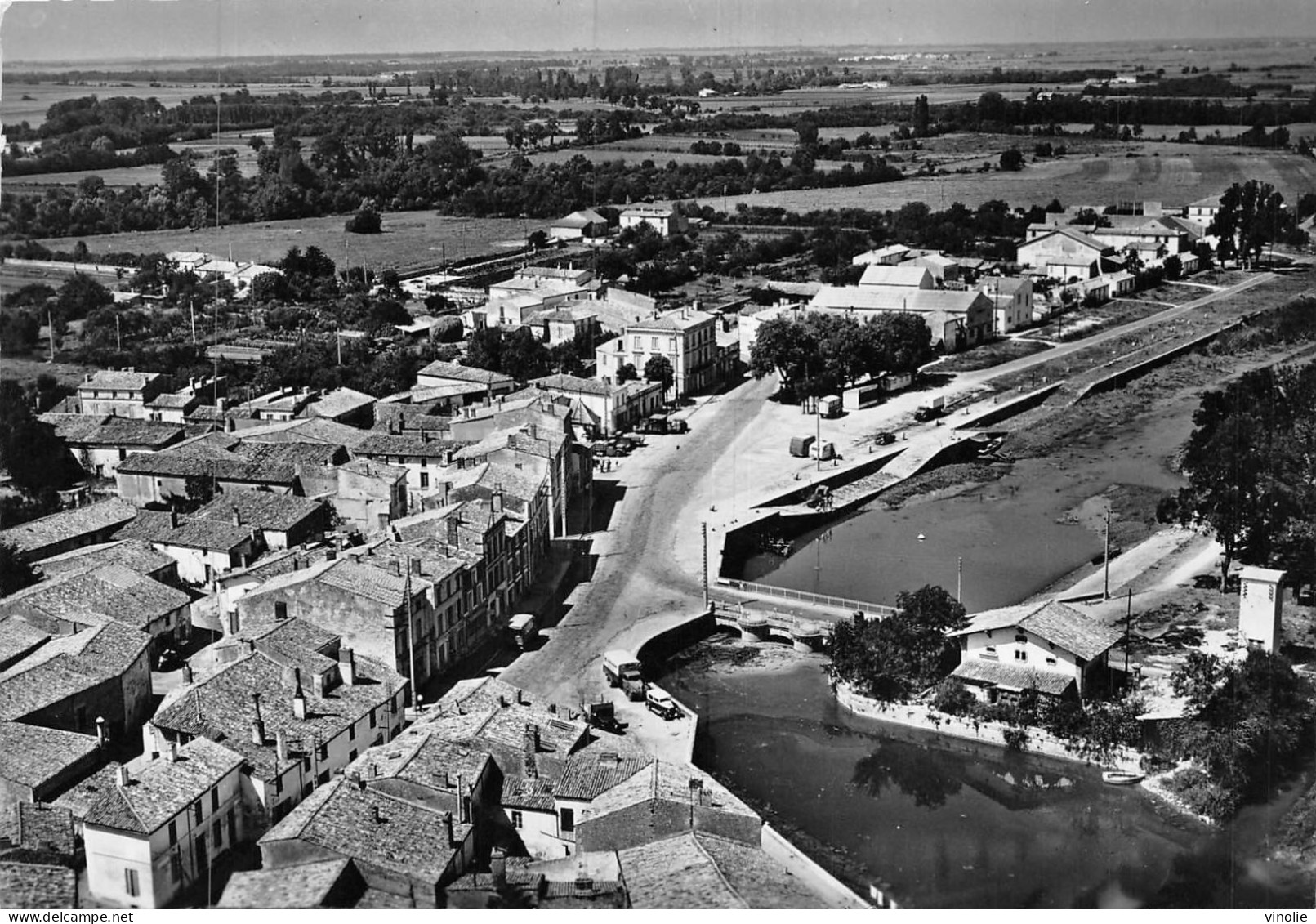 MO-24-566 : SAUJON. VUE AERIENNE - Saujon