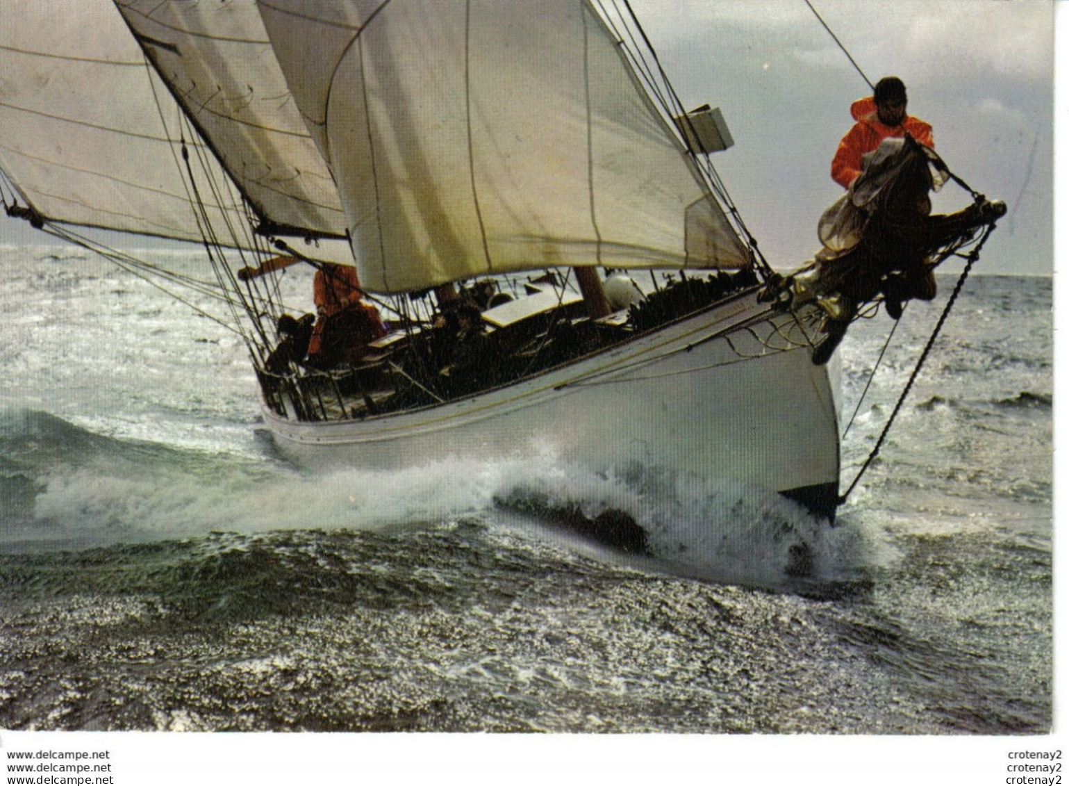 Passion De La Voile Arthaud N°6001 Cahiers Du Yachting Gros Plan Goélette Au Près Voilier - Voile