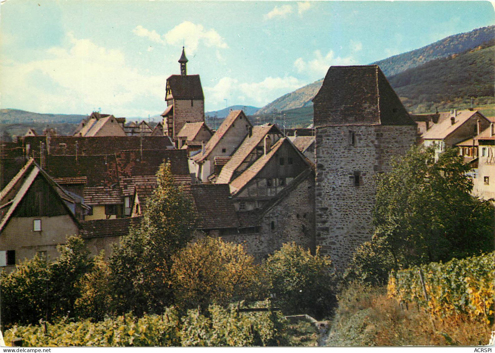 68 Riquewihr Vue Sur Le Dolder Et La Tour Des Voleurs  N° 9 \MM5005 - Riquewihr