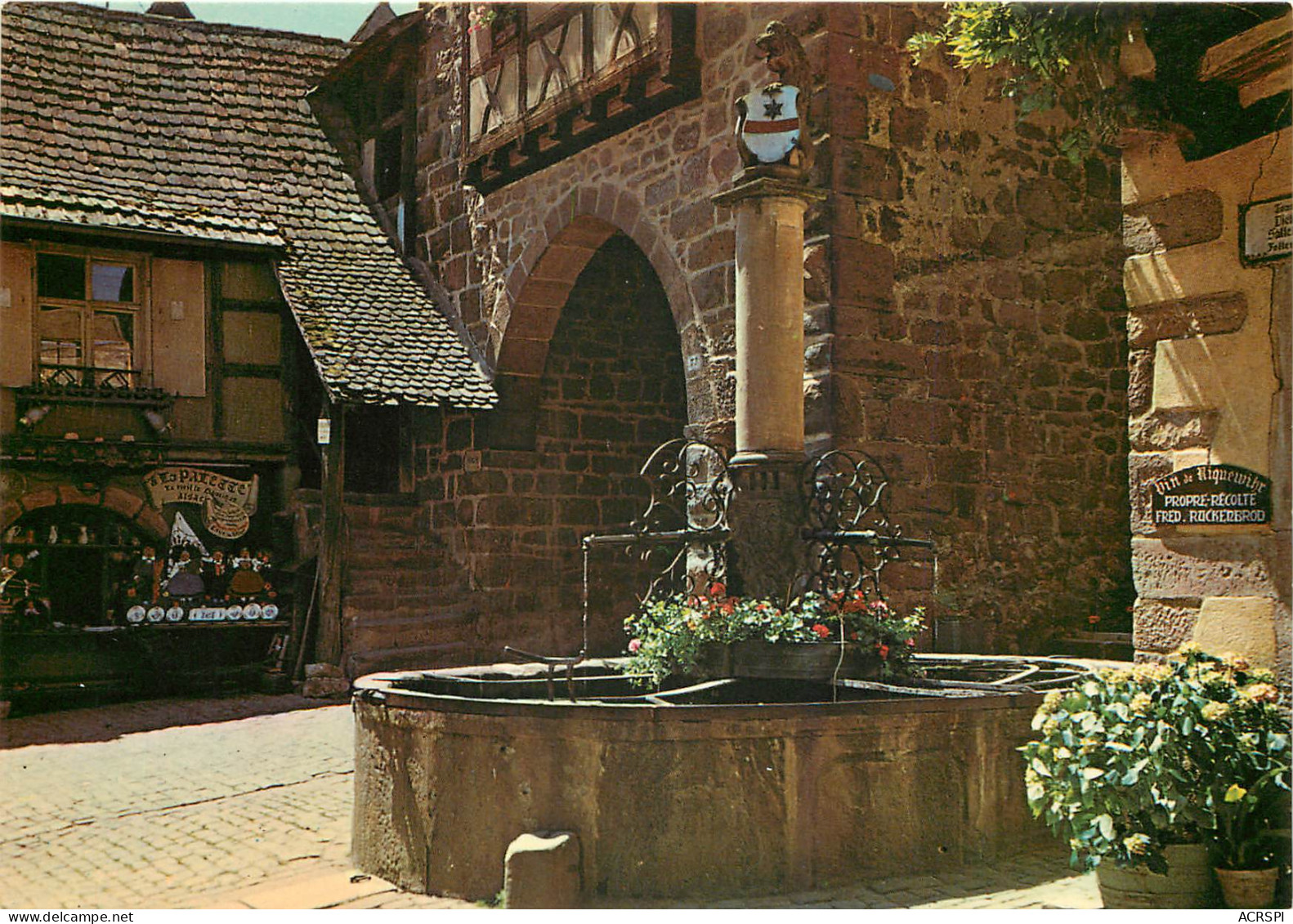 68 Riquewihr Le Dolder Et La Fontaine De La Sinne N° 42 \MM5006 - Riquewihr