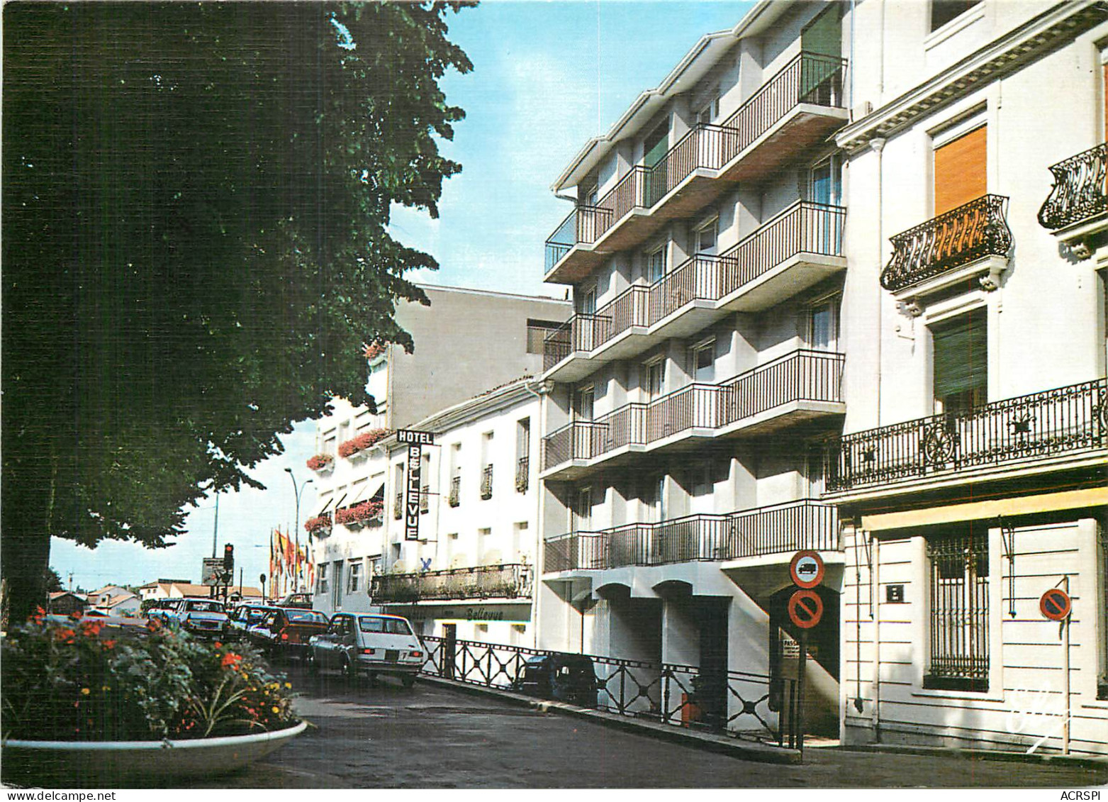 40 Dax Vue Des Hôtels Du Parc De L'hôtel Bellevue Et Hôtel Thiers    N° 29 \MM5035 - Dax