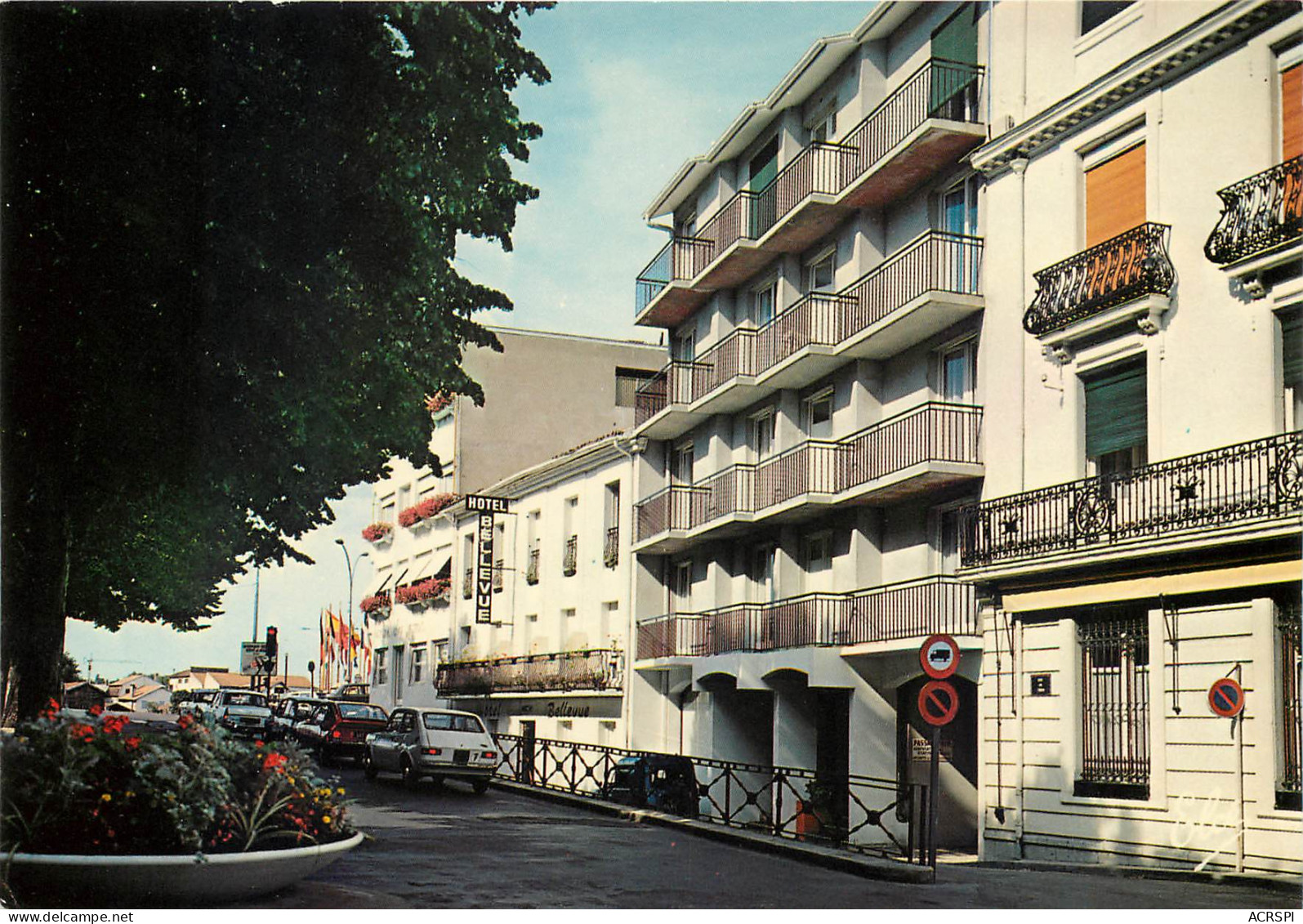 40 Dax Vue Des Hôtels Du Parc De L'hôtel Bellevue Et Hôtel Thiers    N° 30 \MM5035 - Dax