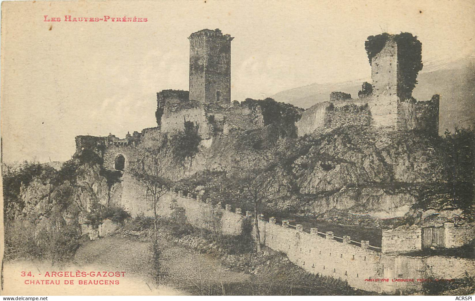 65  Argeles Gazost Château De Beaucens    N° 30\MM5076 - Argeles Gazost