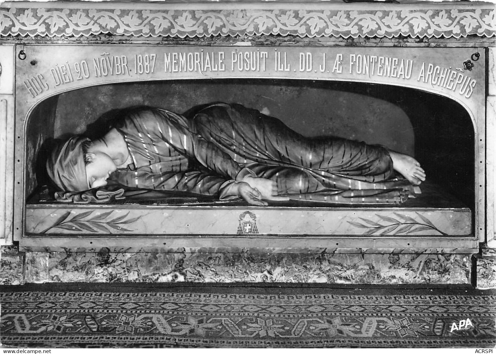 ALBI  La Basilique Sainte Cecile Statue De Sainte Cecile Placee Sous Le Maitre Autel 30 (scan Recto Verso)MH2910TER - Albi