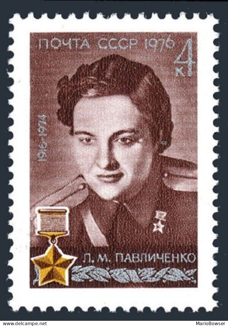 Russia 4453 2 Stamps, MNH. Mi 4485. Ljudmila M. Pavlichenko, WW II Heroine, 1976 - Neufs