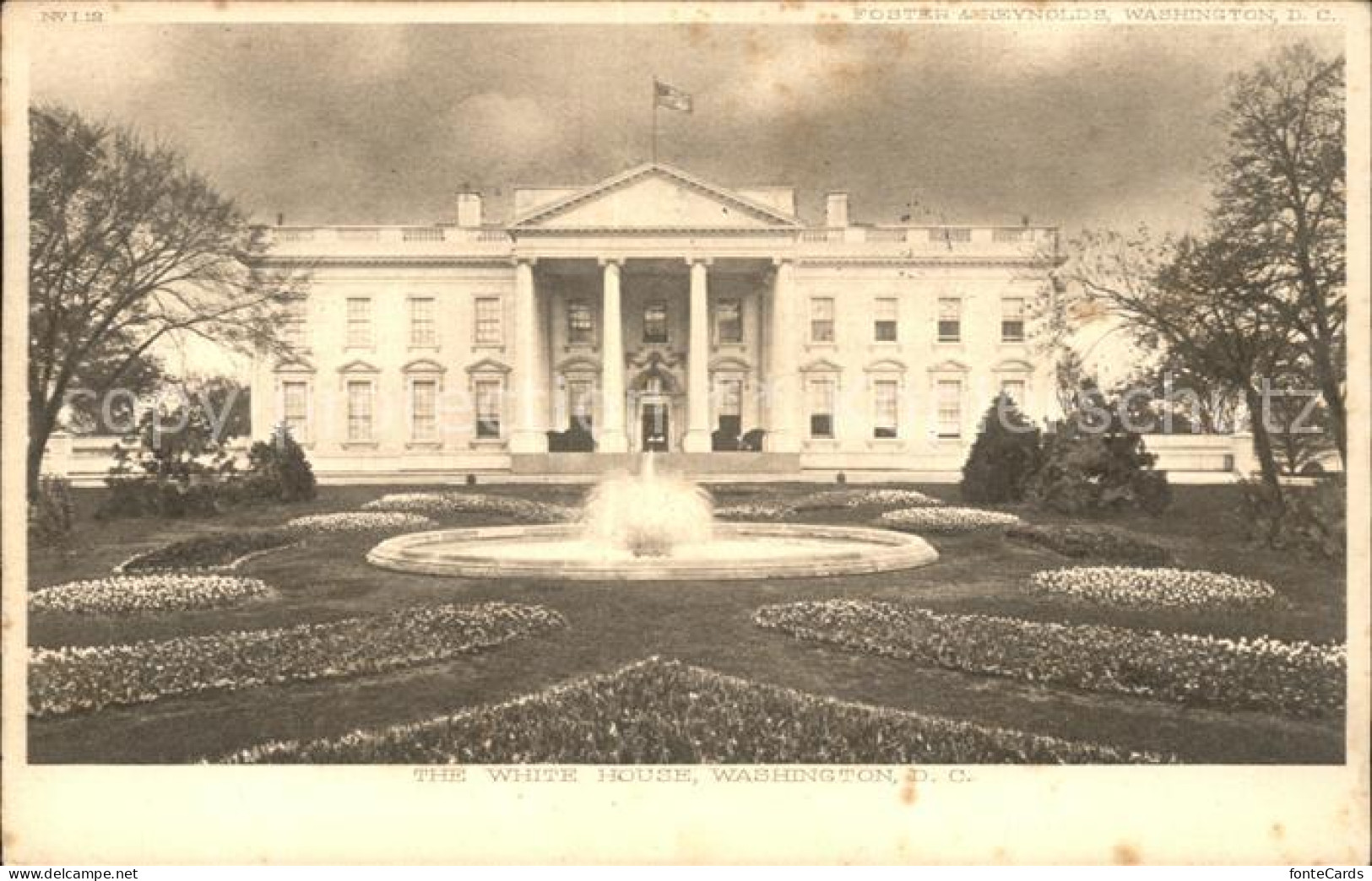 11690232 Washington DC The White House Fontaine  - Washington DC
