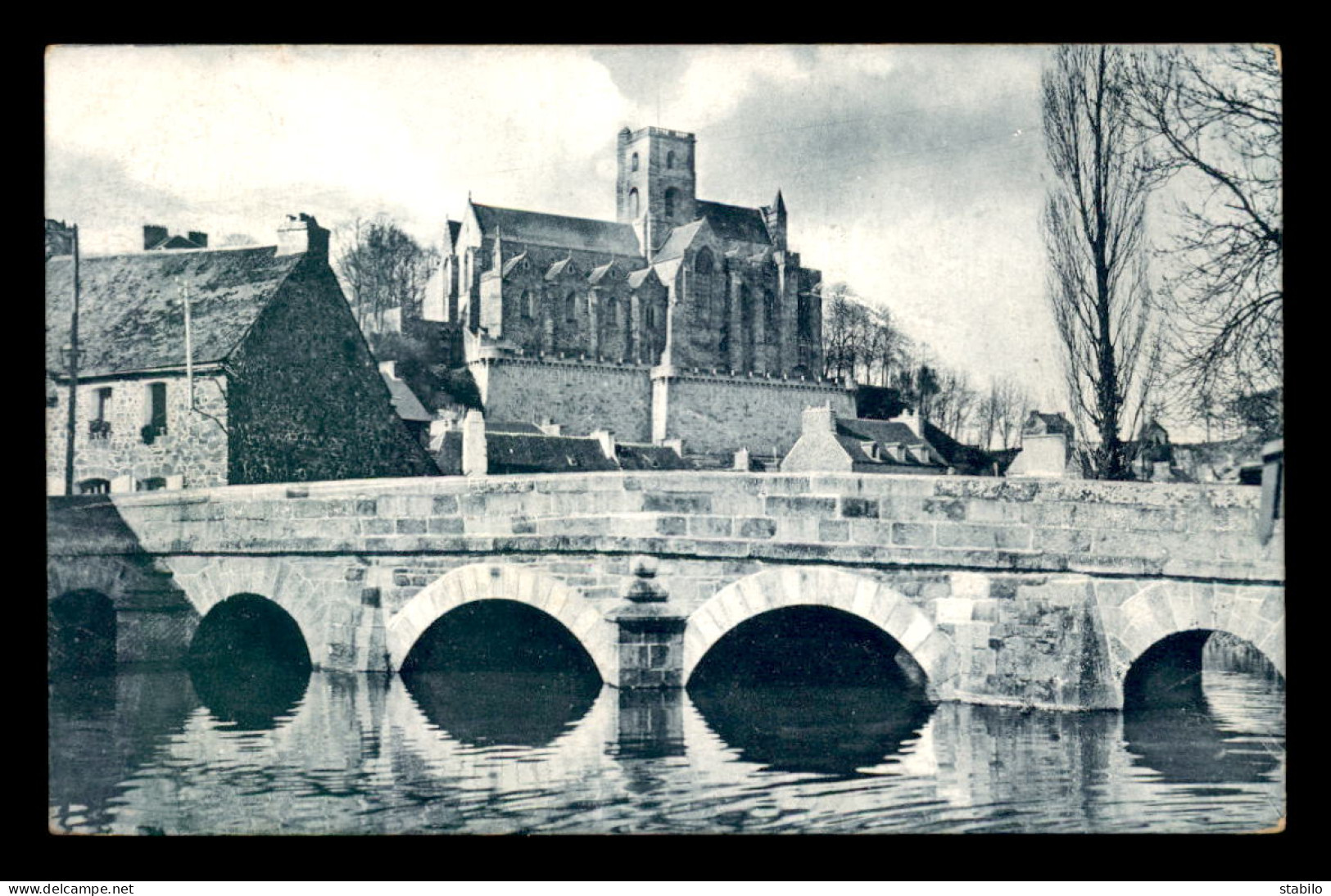 22 - LAMBALLE - EGLISE NOTRE-DAME - Lamballe