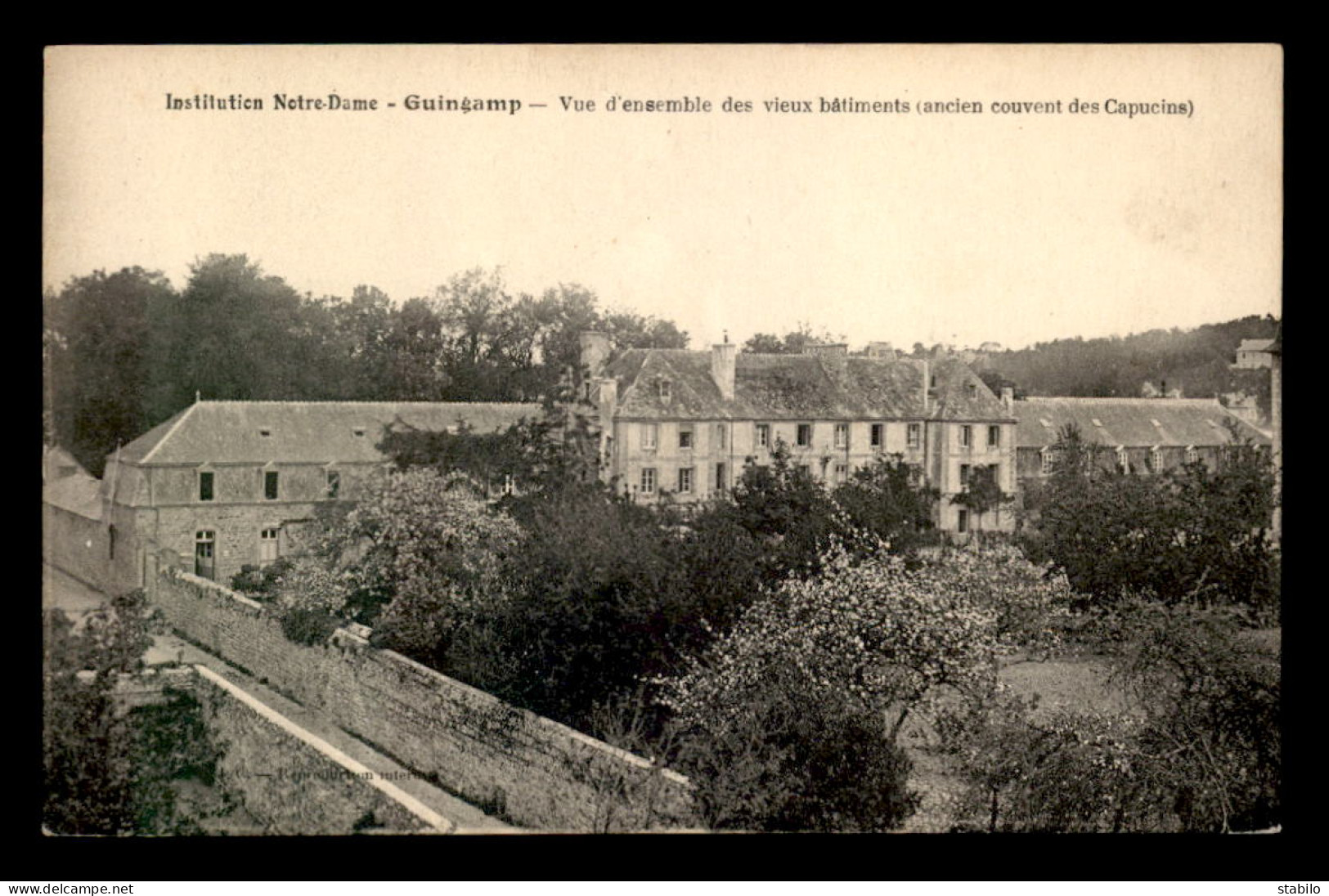 22 - GUINGAMP - INSTITUTION NOTRE-DAME - ANCIEN COUVENT DES CAPUCINS - Guingamp