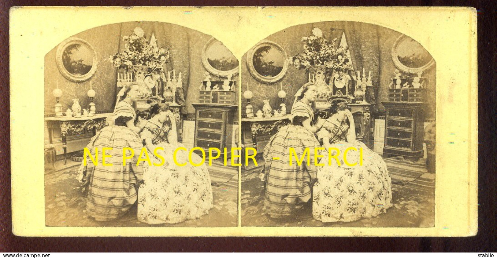 PHOTO STEREO - FEMMES - FORMAT 17 X 8.5 CM  - Stereo-Photographie