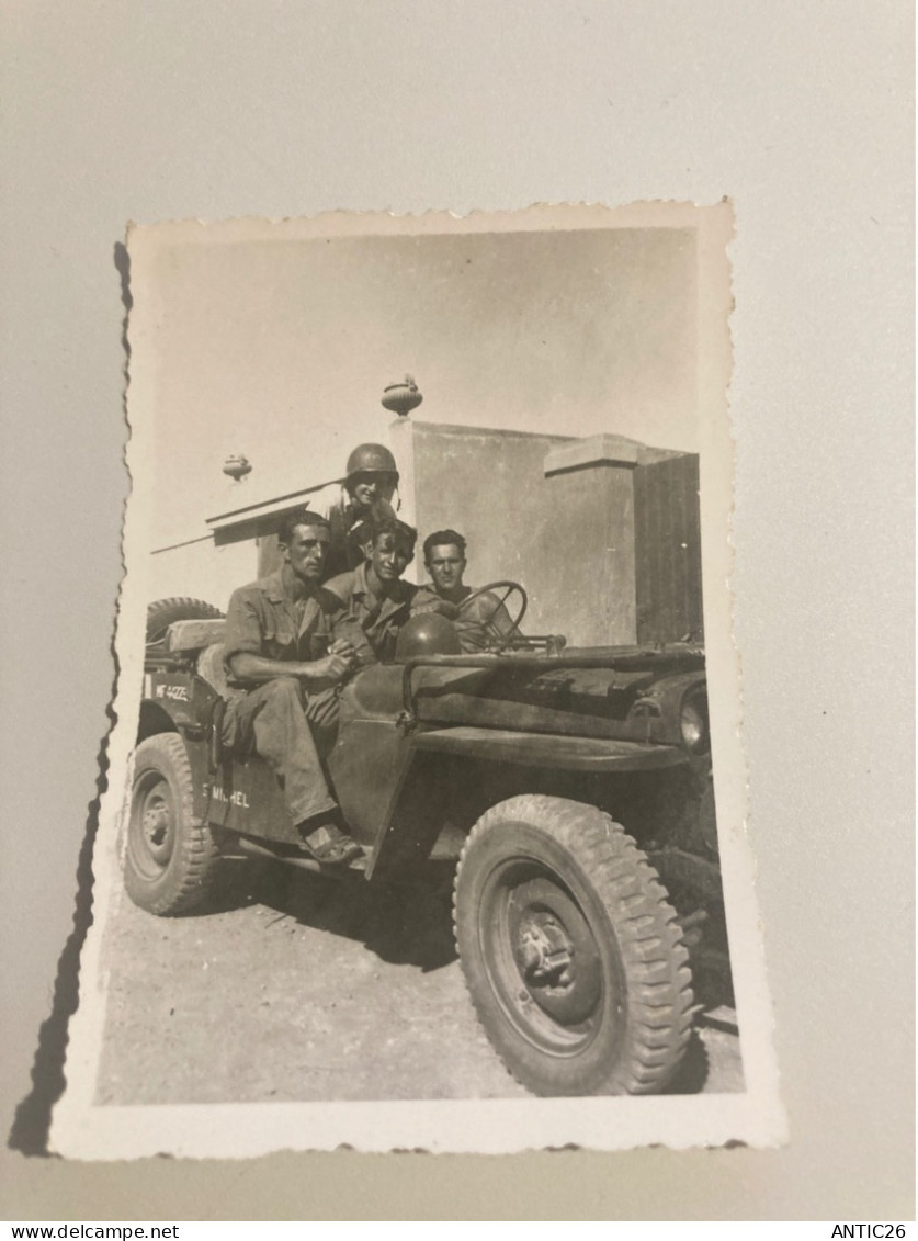 PHOTO PHOTOGRAPHIE SOLDATS MILITAIRES Jeep 1944 - War, Military