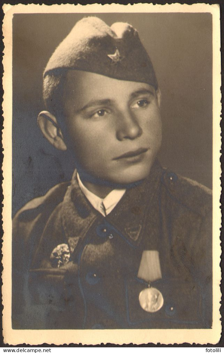 Child Kid Boy Yugoslavia Army Soldier   Uniform Portrait Old Photo 13x9cm # 40823 - Anonymous Persons