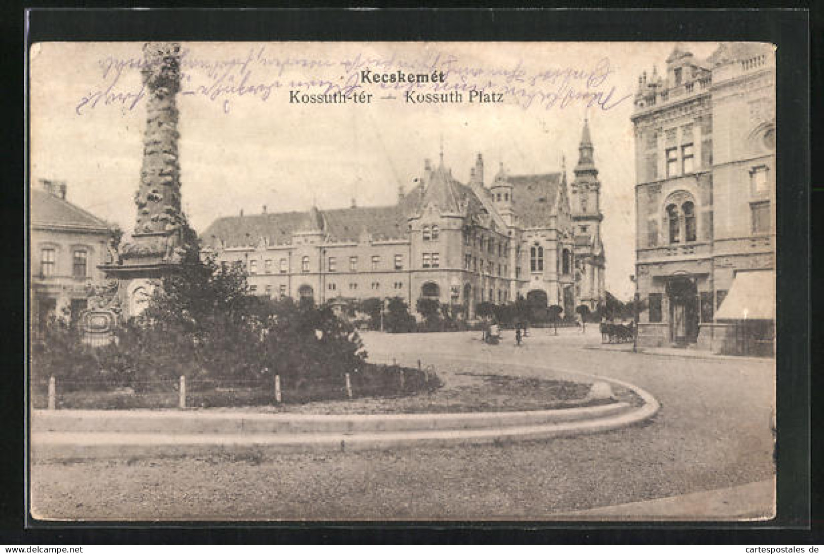 AK Kecskemét, Kossuth Platz Mit Denkmal  - Hongrie