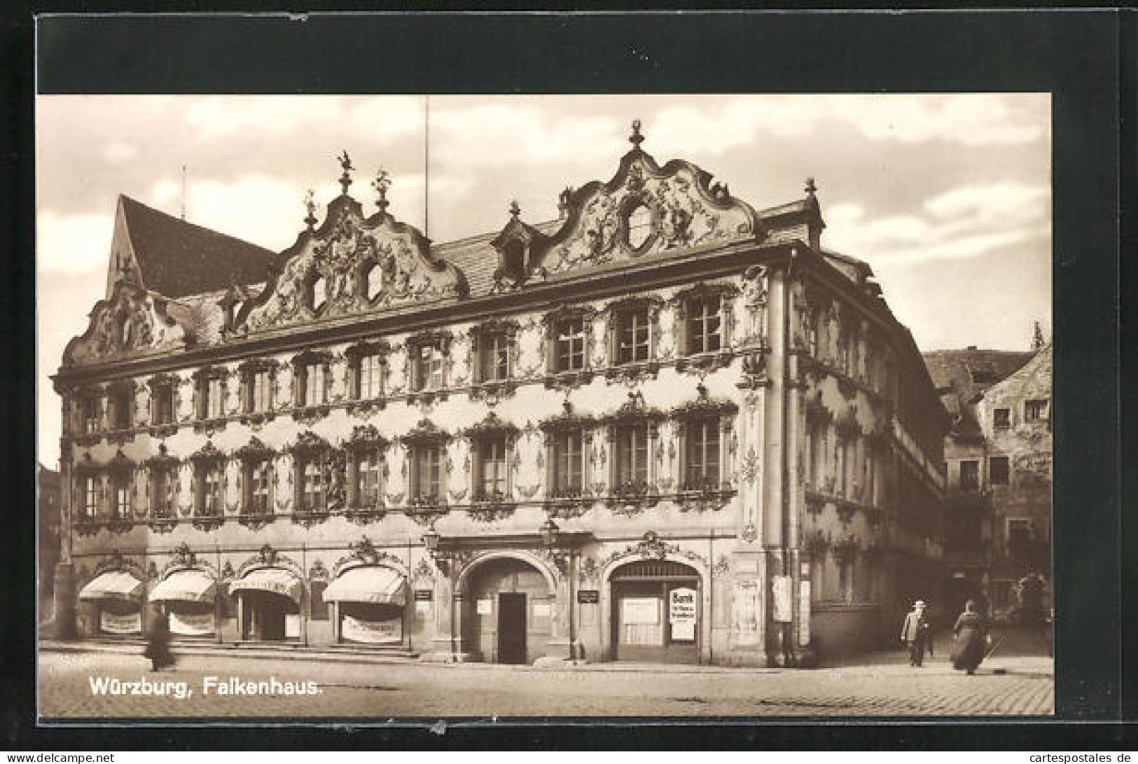 AK Würzburg, Falkenhaus Mit Bank Für Haus & Grundbesitz  - Wuerzburg