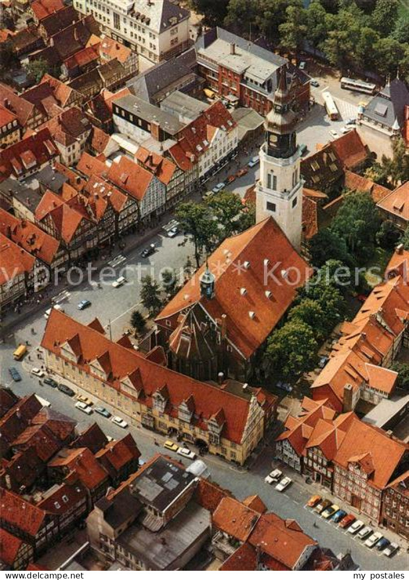 73321818 Celle Niedersachsen Fliegeraufnahme Rathaus Stadtkirche Celle Niedersac - Celle