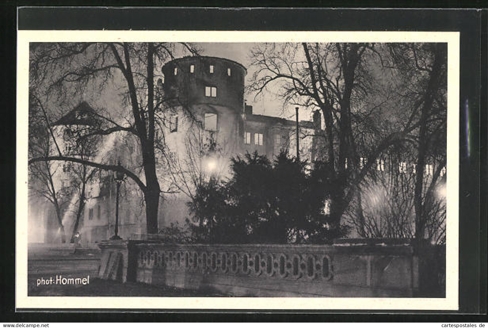 AK Stuttgart, Das Brennende Schloss Bei Nacht  - Disasters