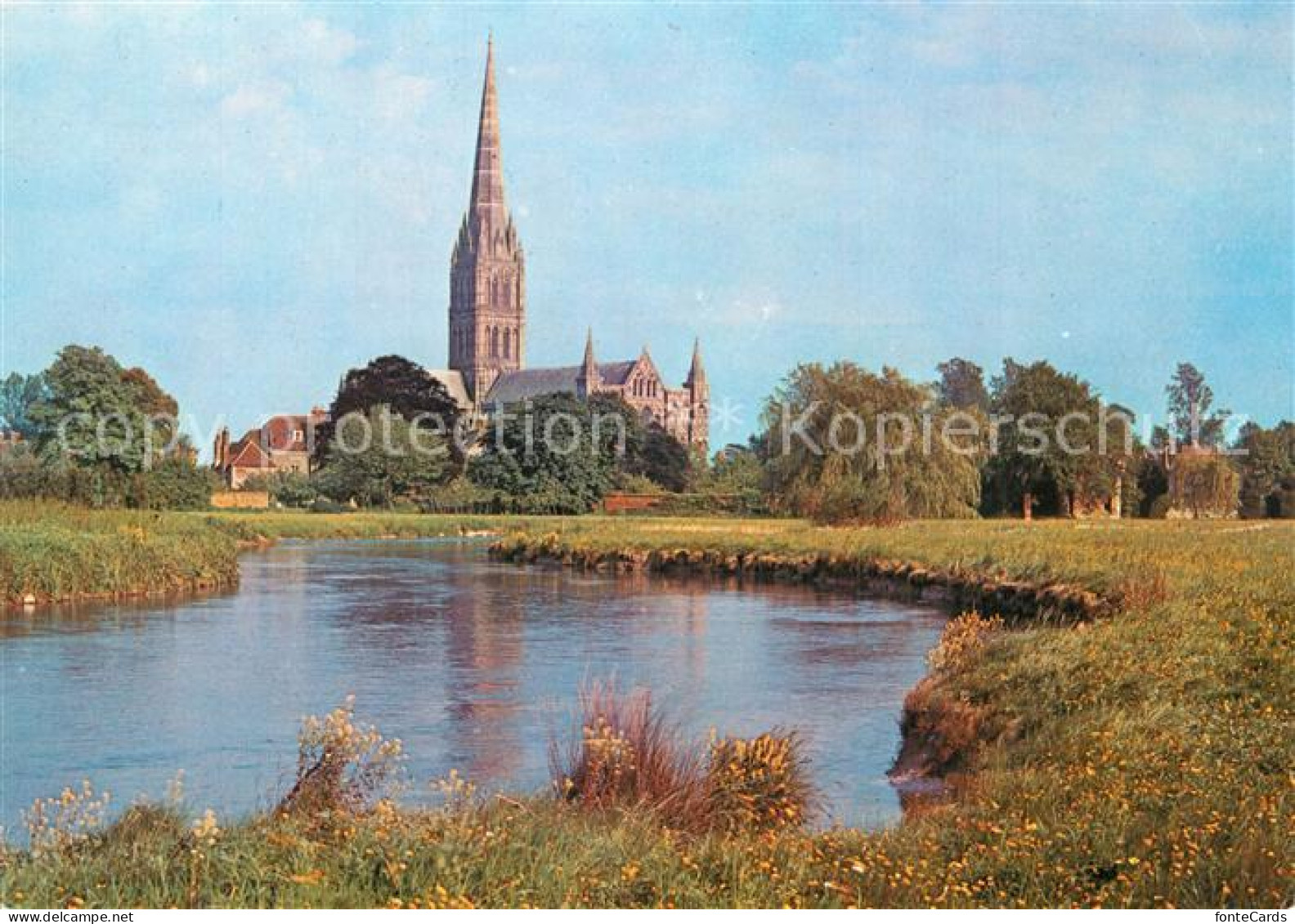 73271096 Salisbury Wiltshire Cathedral And River Avon  - Andere & Zonder Classificatie