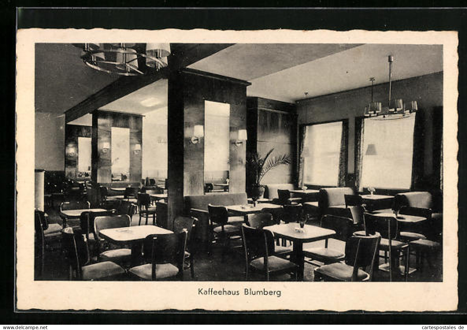 AK Jüterbog, Konditorei-Café Blumberg, Am Markt, Innenansicht  - Jueterbog