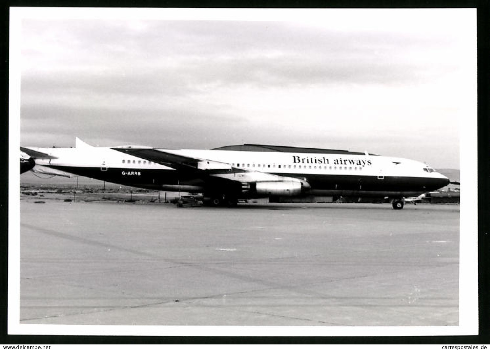 Fotografie Flugzeug Boeing 707 Mit Zerstörtem Leitwerk, Passagierflugzeug British Airways, Kennung G-ARRB  - Aviation
