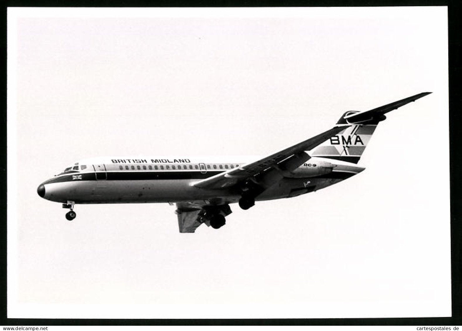 Fotografie Flugzeug Douglas DC-9, Passagierflugzeug British Midland, Kennung G-BMAG  - Aviación